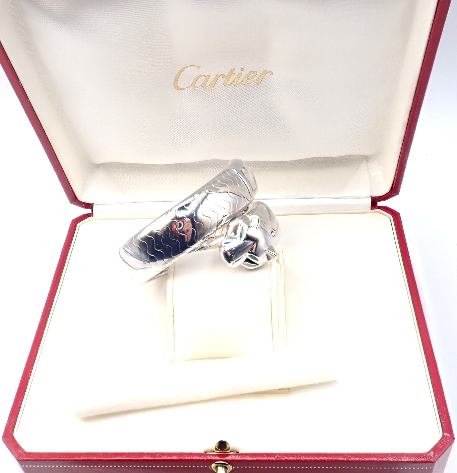 Cartier Panther Panthere 18k White Gold Lakarda Bangle Bracelet Watch Paper | Fortrove