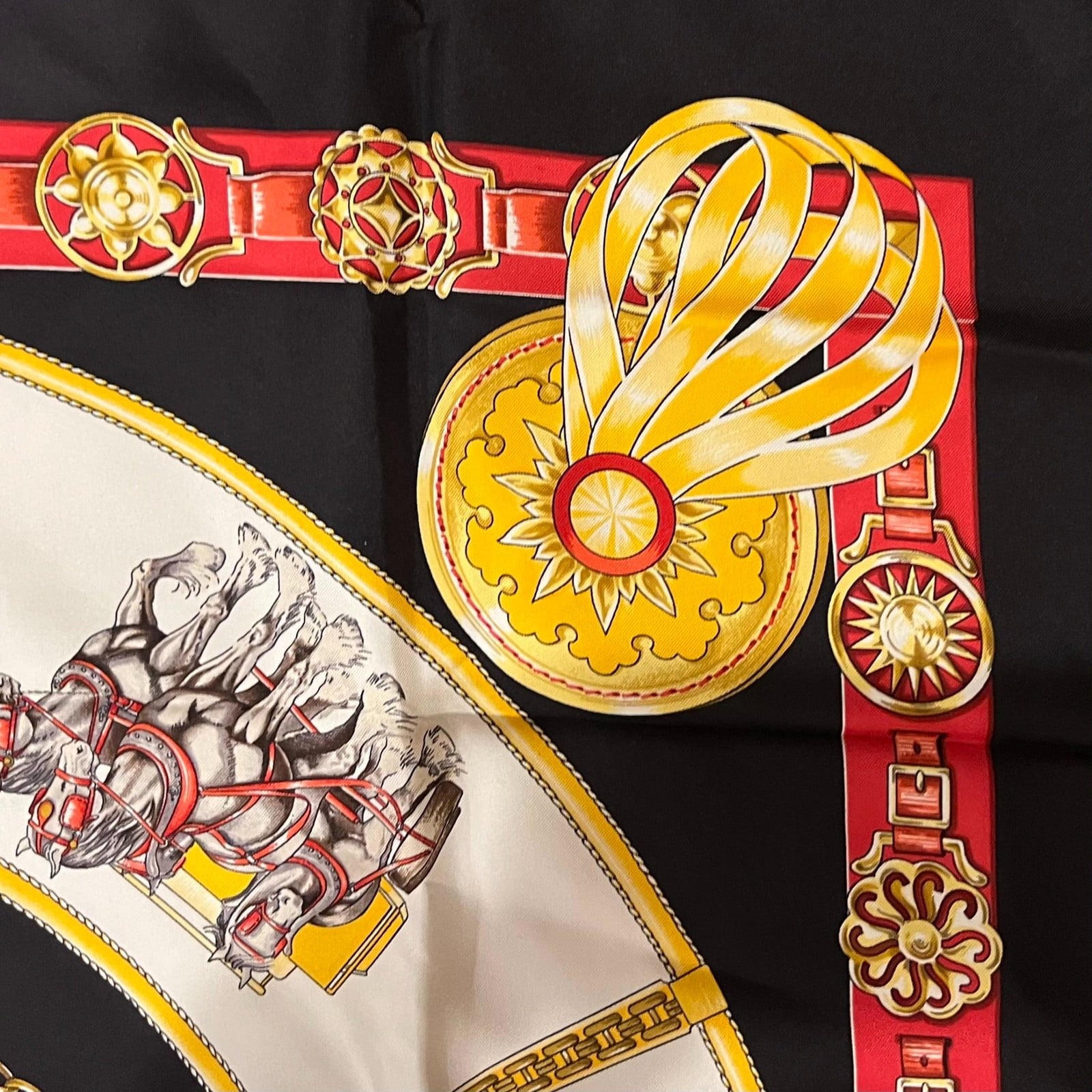 Hermes Clothing, Shoes & Accessories:Women:Women's Accessories:Scarves & Wraps Authentic Hermes Carré 90 cm Chevaux de Trait Silk Scarf