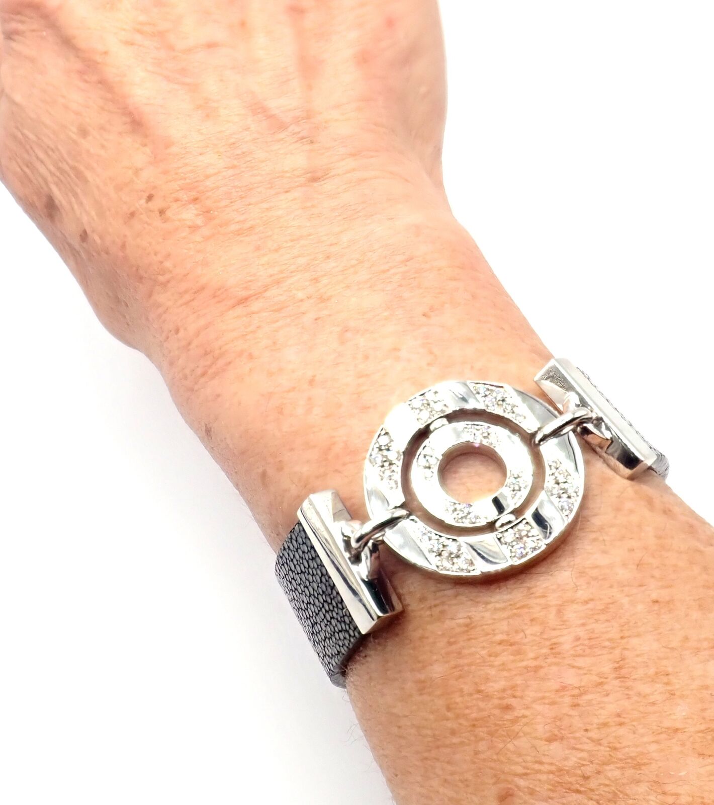 Authentic! Bvlgari Bulgari Astrale 18k White Gold Diamond Shagreen Bracelet | Fortrove