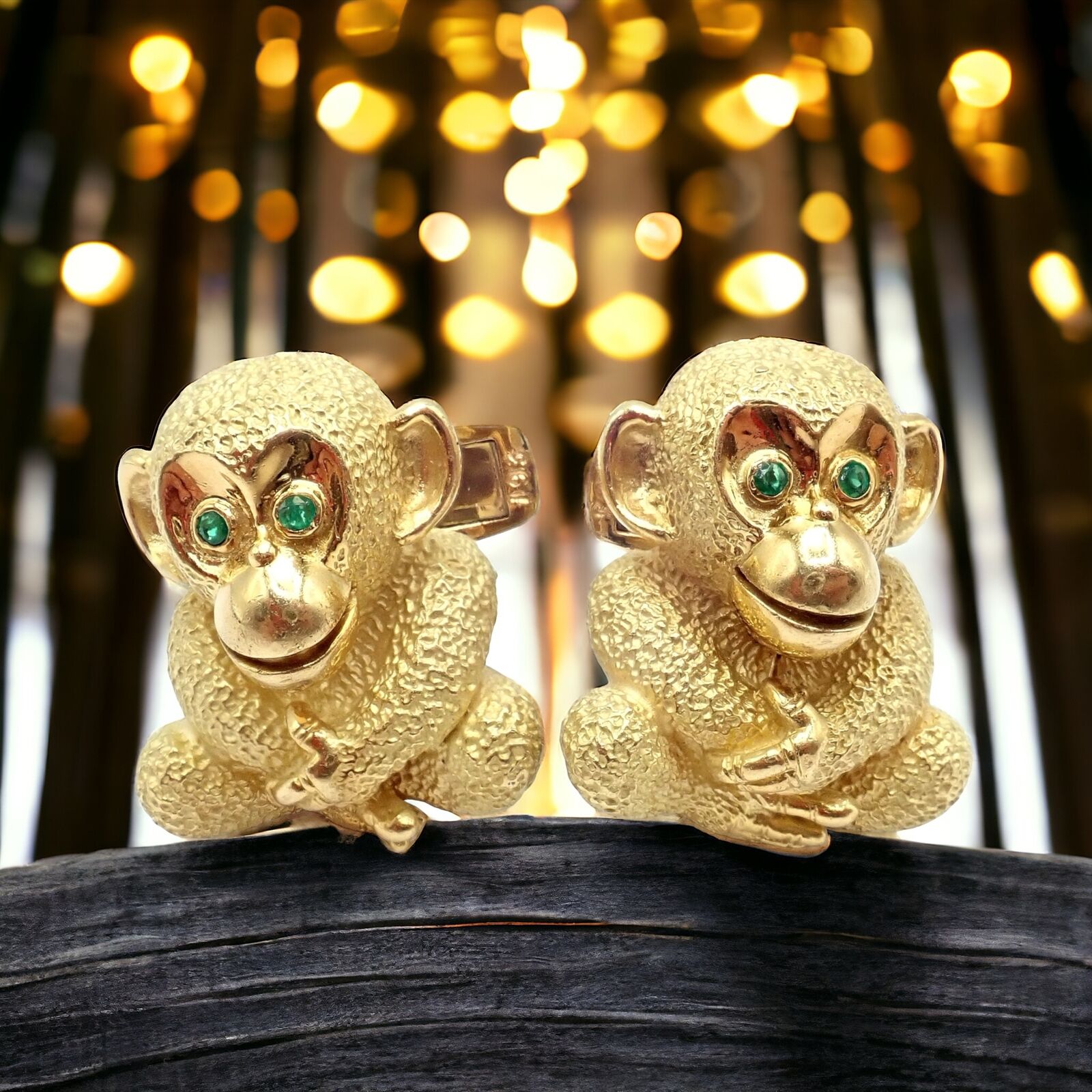 Authentic Kurt Wayne 18k Yellow Gold Emerald Whimsical Monkey Cufflinks | Fortrove