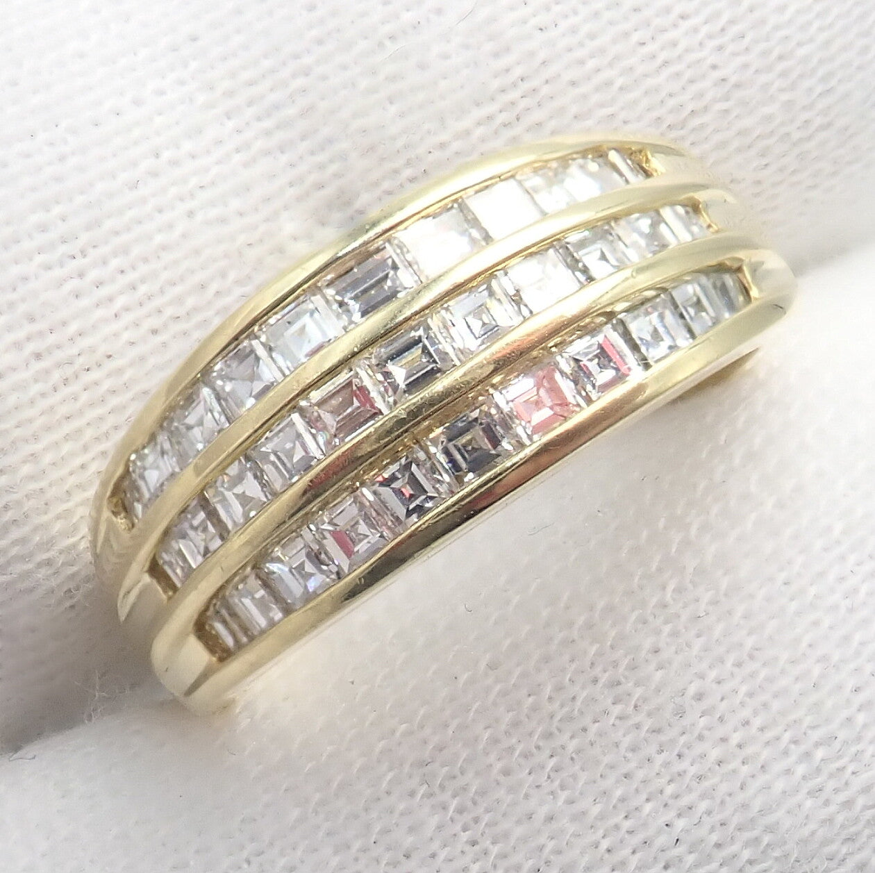 Authentic! Julius Cohen 18k Yellow Gold Diamond 1.30ct Band Ring | Fortrove