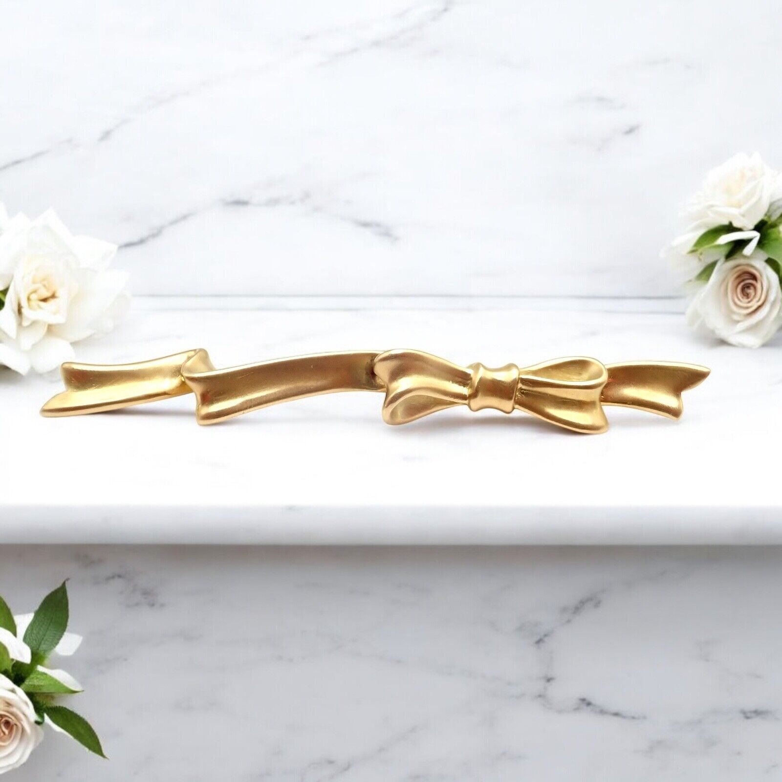 Authentic! Angela Cummings 18k Yellow Gold Long Ribbon Bow Pin Brooch 1984 | Fortrove