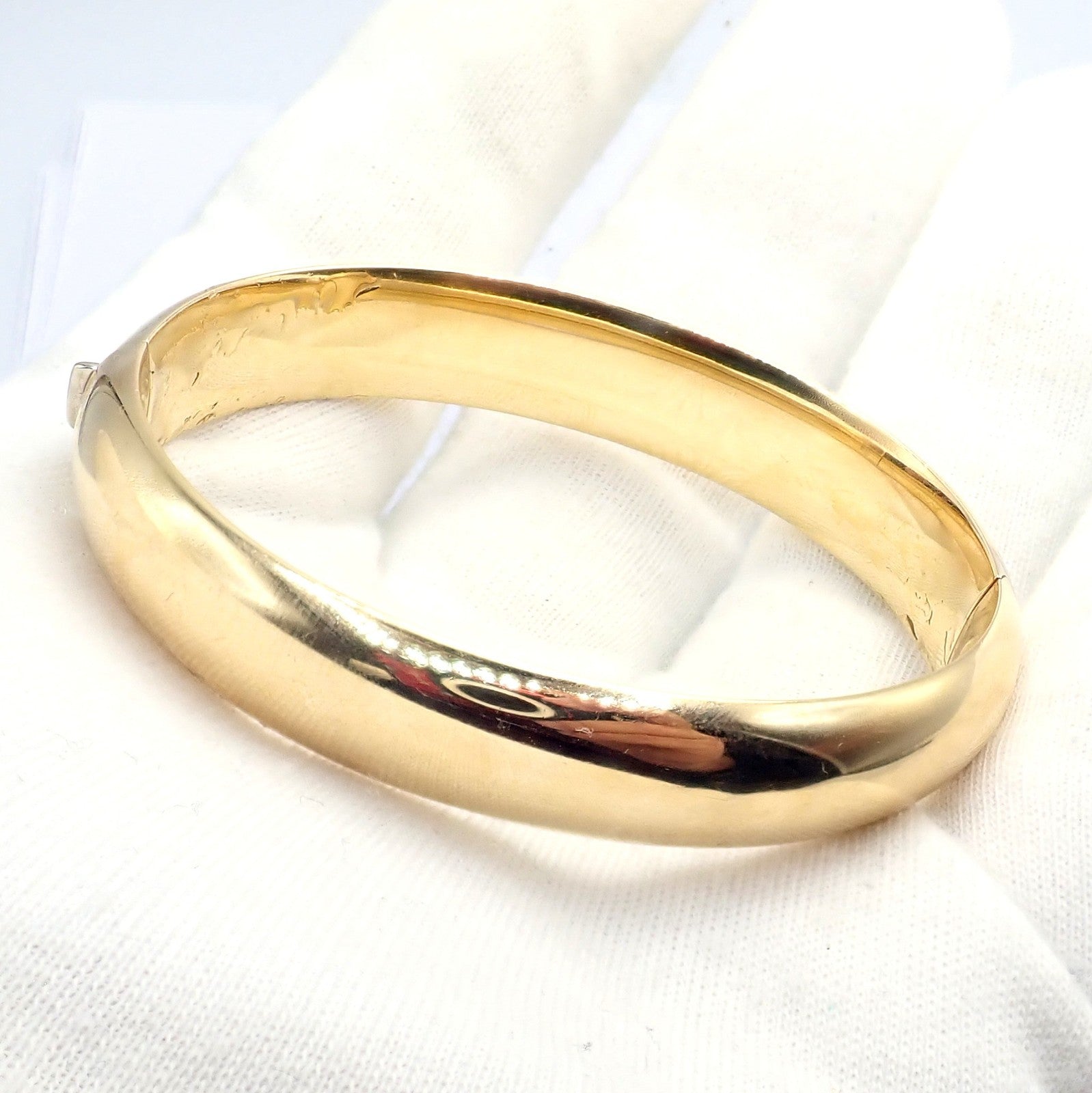 Authentic! Tiffany & Co 18k Yellow Gold Bangle Signature Bracelet | Fortrove