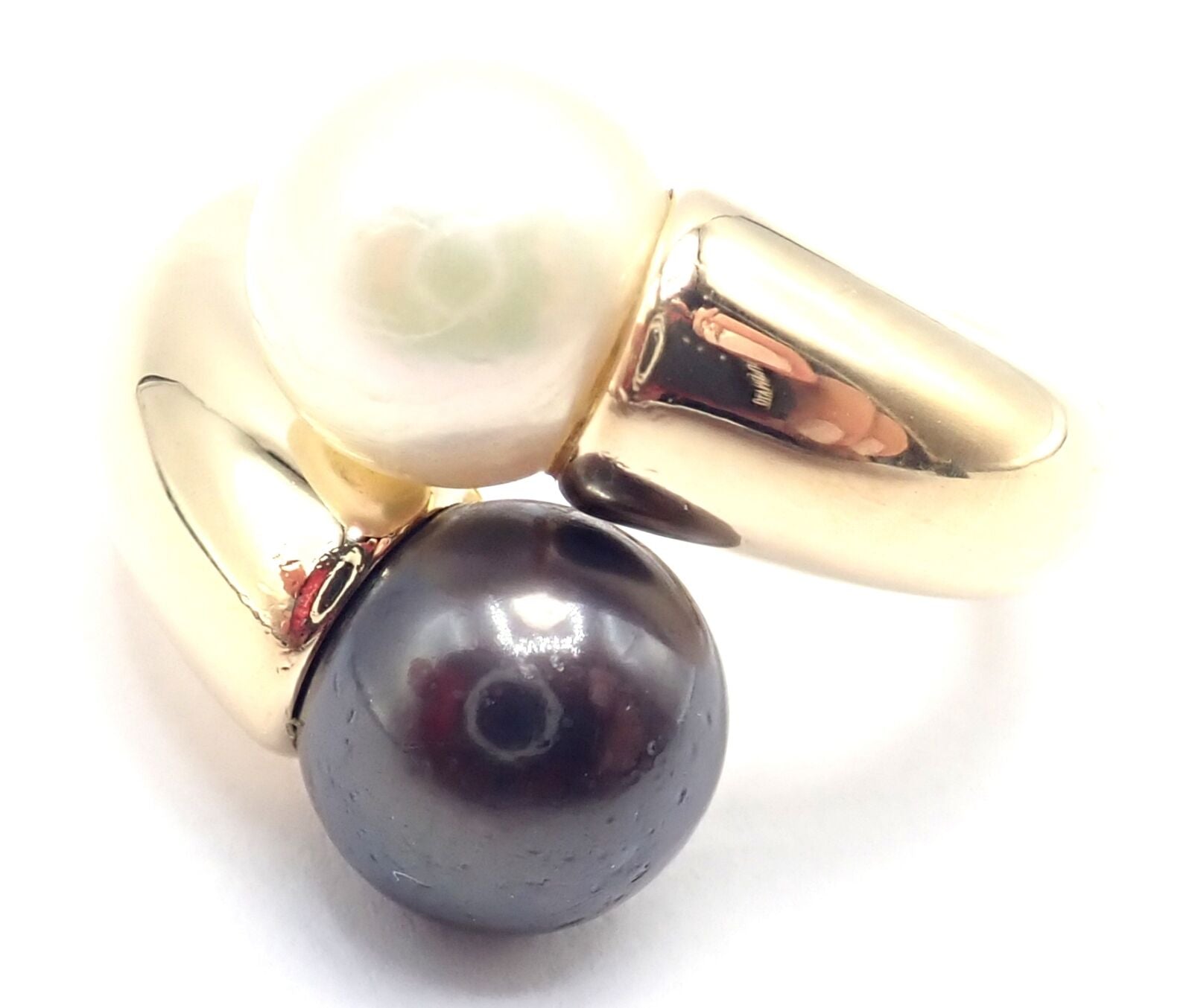 Authentic! Cartier Toi Et Moi 18k Yellow Gold White Black Pearl Bypass Band Ring | Fortrove