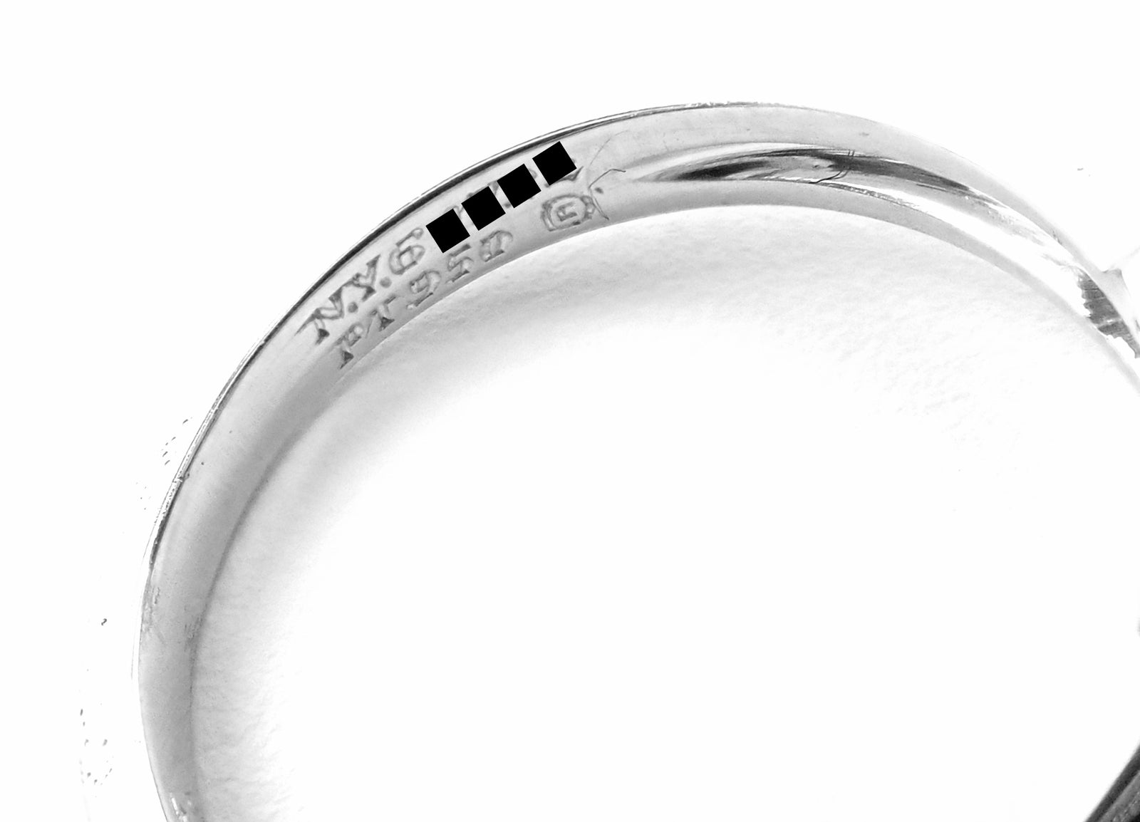 Authentic! Van Cleef & Arpels Platinum Diamond Fleurette Flower Ring | Fortrove