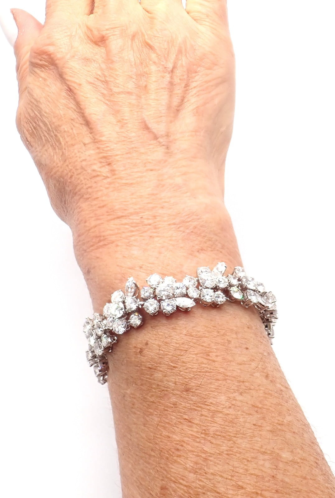 Authentic! Vintage Bvlgari Bulgari Platinum 38ct Diamond Floral Bracelet Paper | Fortrove