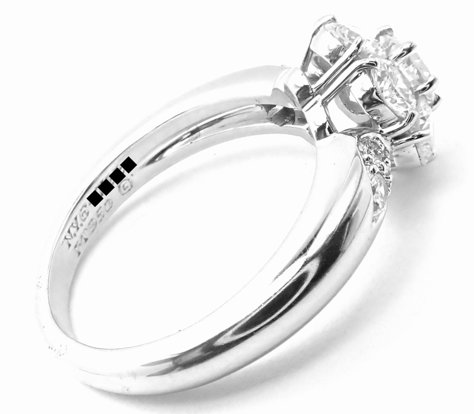 Authentic! Van Cleef & Arpels Platinum Diamond Fleurette Flower Ring | Fortrove