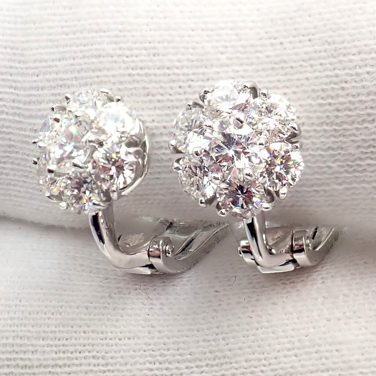 Van Cleef & Arpels Jewelry & Watches:Fine Jewelry:Earrings Authentic! Van Cleef & Arpels Platinum Diamond Fleurette Flower Earrings
