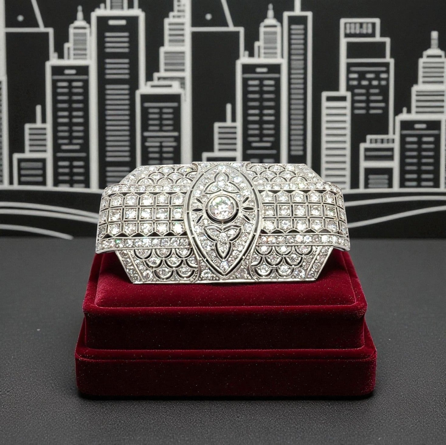 Estate Jewelry & Watches:Fine Jewelry:Brooches & Pins Vintage Estate Antique Art Deco Platinum 5.80ctw Diamond Pin Brooch