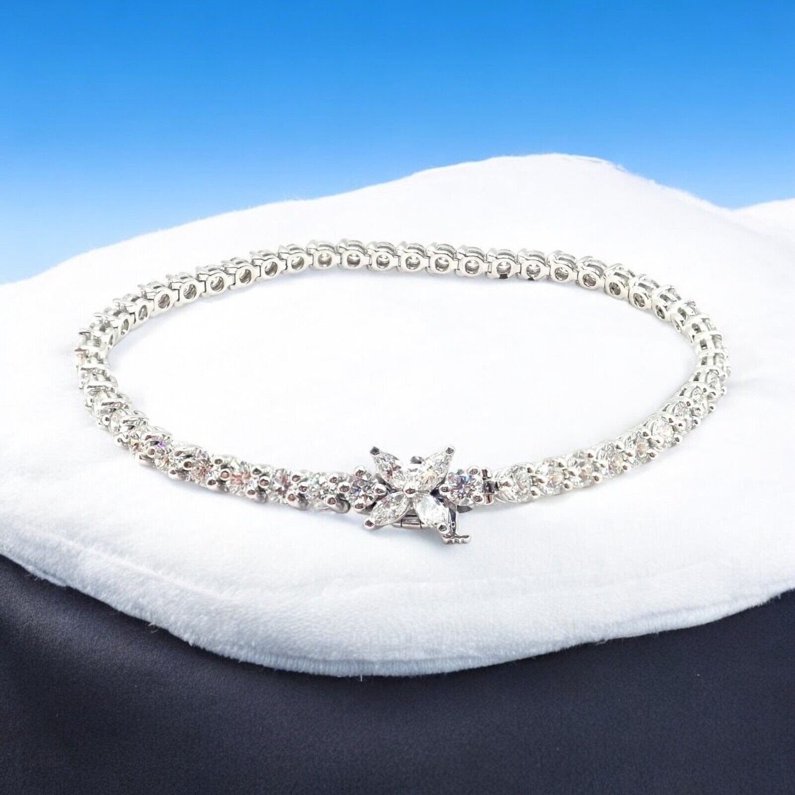 Authentic! Tiffany & Co Victoria Platinum 4.49ct Diamond Line Tennis Bracelet | Fortrove