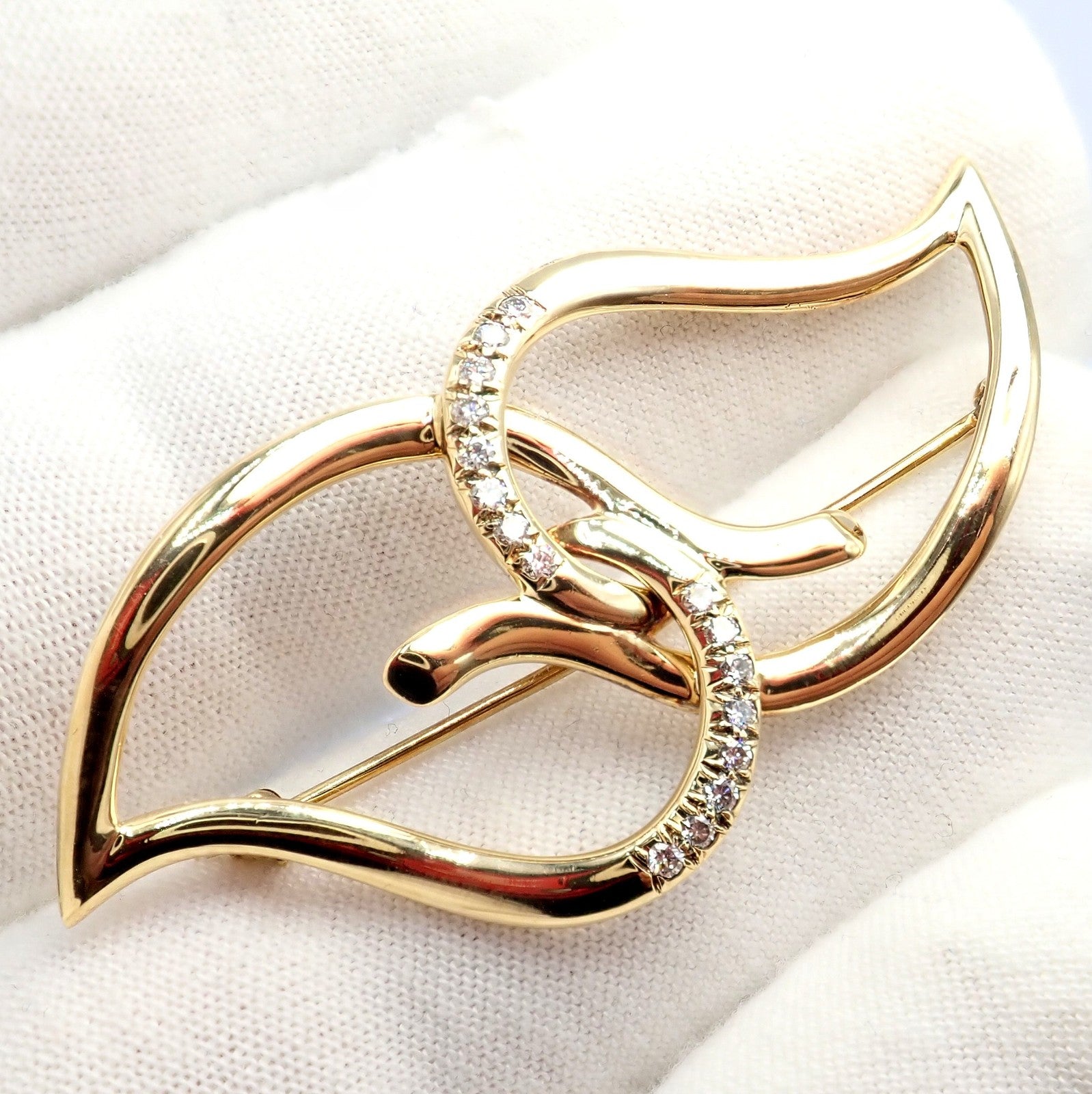 Authentic! Tiffany & Co 18k Yellow Gold Diamond Two Leaf Double Brooch Pin 1987 | Fortrove