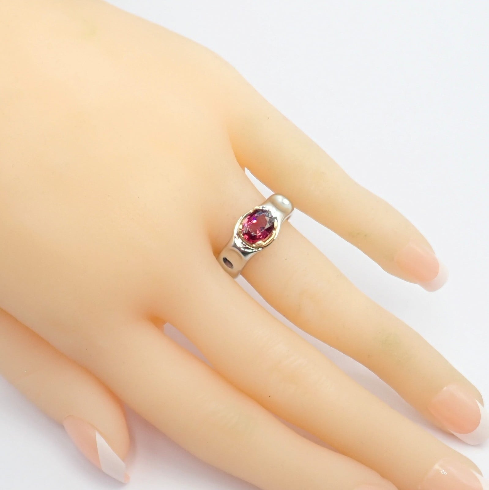Tiffany & Co. Platinum 18k Yellow Gold Picasso Pink Tourmaline Groove Ring | Fortrove
