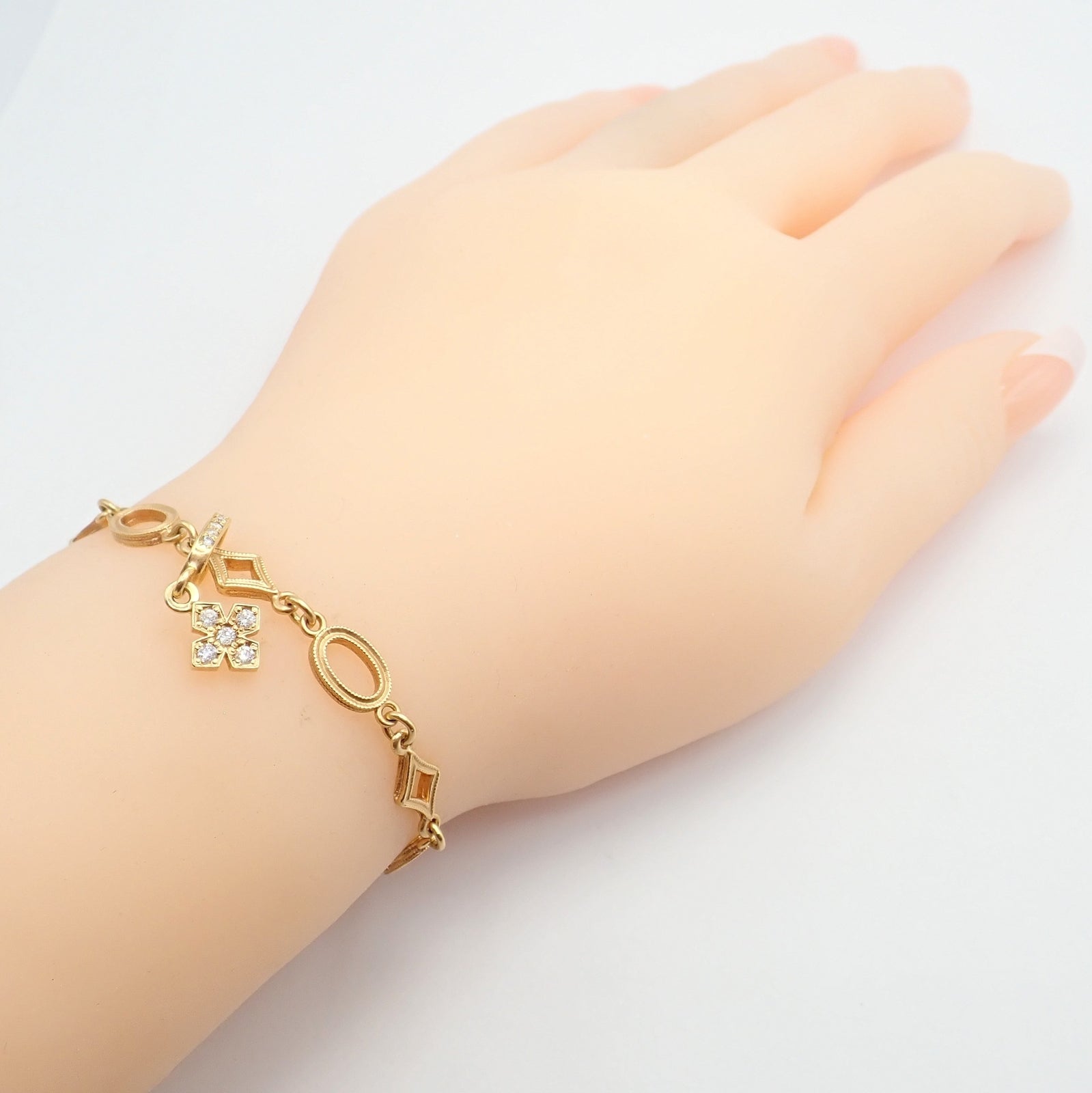 Rare Loree Rodkin 18k Yellow Gold Diamond Cross Bracelet | Fortrove
