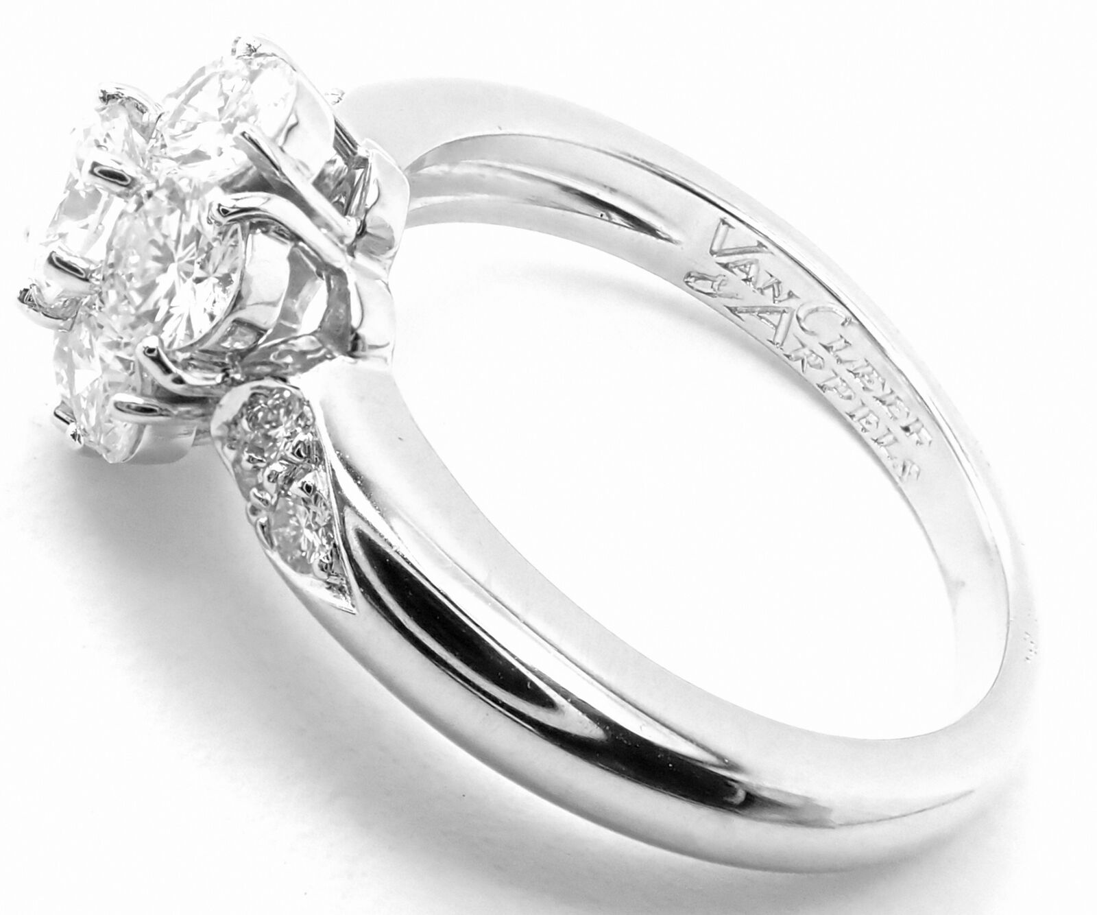 Authentic! Van Cleef & Arpels Platinum Diamond Fleurette Flower Ring | Fortrove