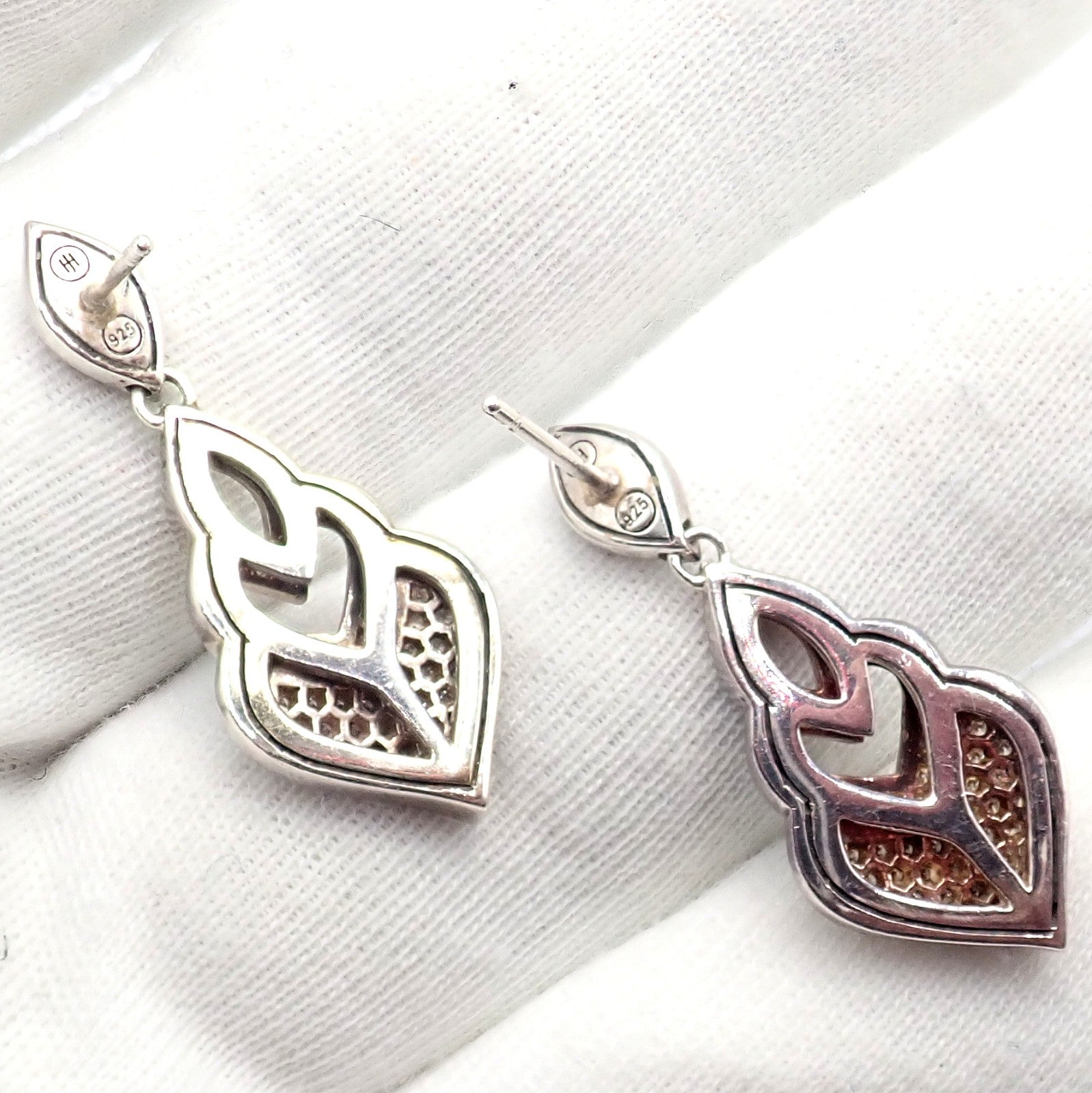 Authentic! John Hardy JH Silver Naga Diamond Heart Earrings | Fortrove