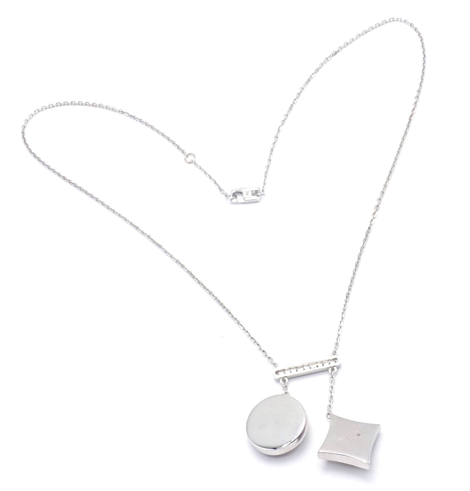 Authentic! Louis Vuitton Blossom 18k White Gold Diamond Link Pendant Necklace | Fortrove
