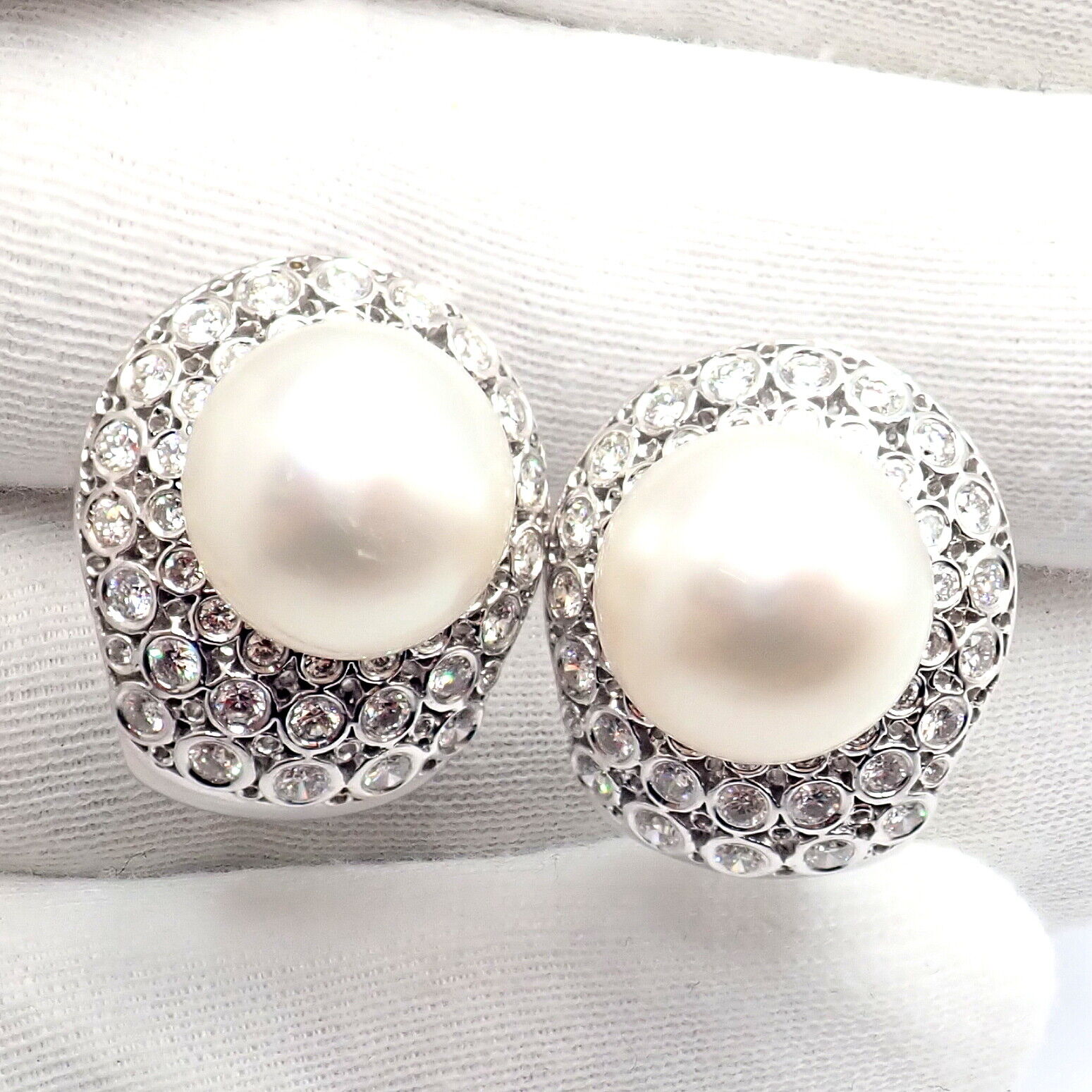 Vintage Estate 18k White Gold Diamond 13mm Pearl Earrings | Fortrove