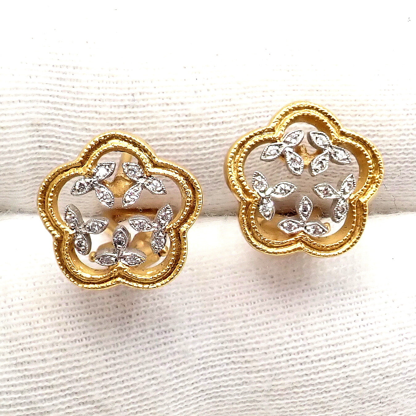 Authentic! Cathy Waterman 22k Yellow Gold Platinum Diamond Vine Flower Earrings | Fortrove
