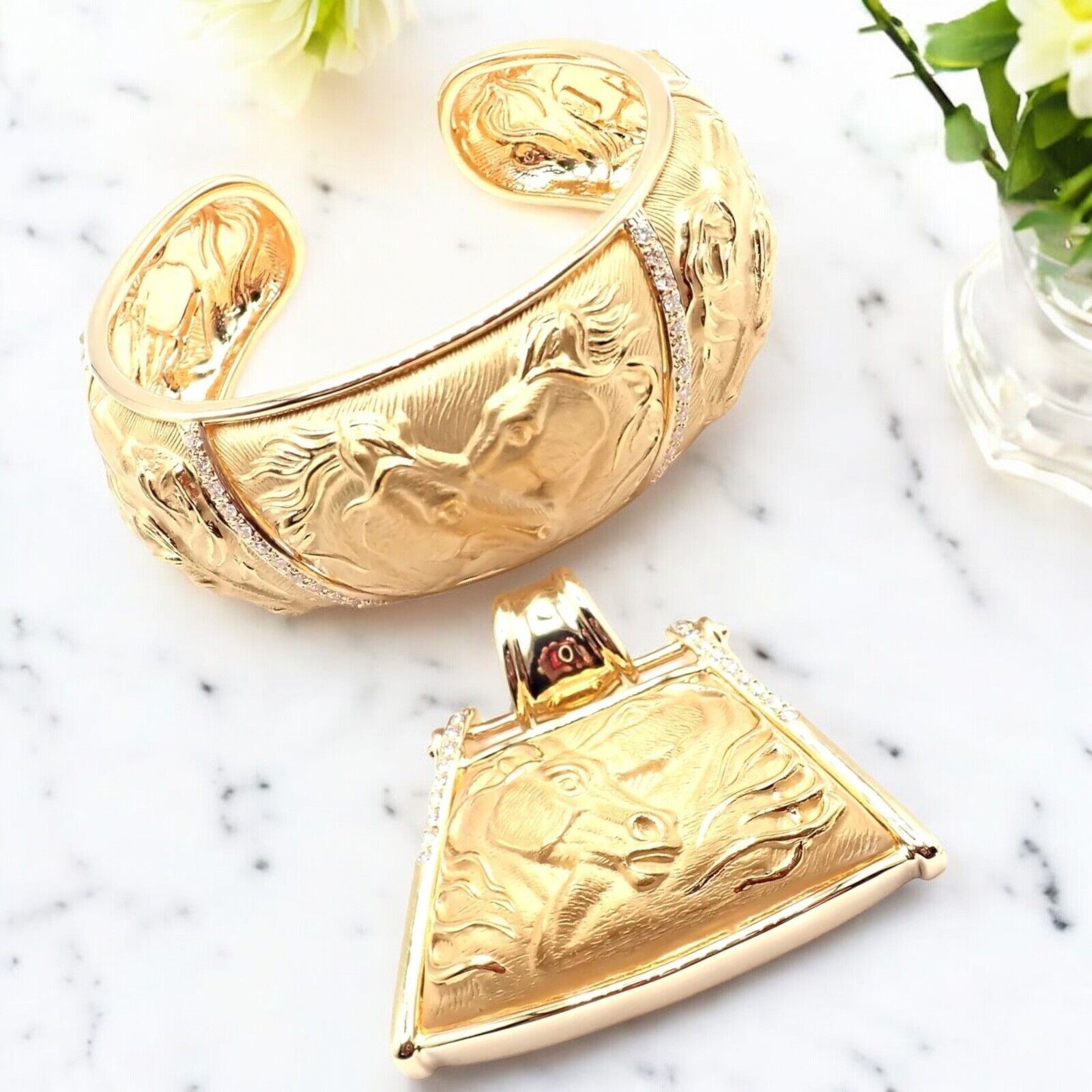 Authentic Carrera Y Carrera 18k Yellow Gold Equine Horse Pendant & Bracelet Set | Fortrove