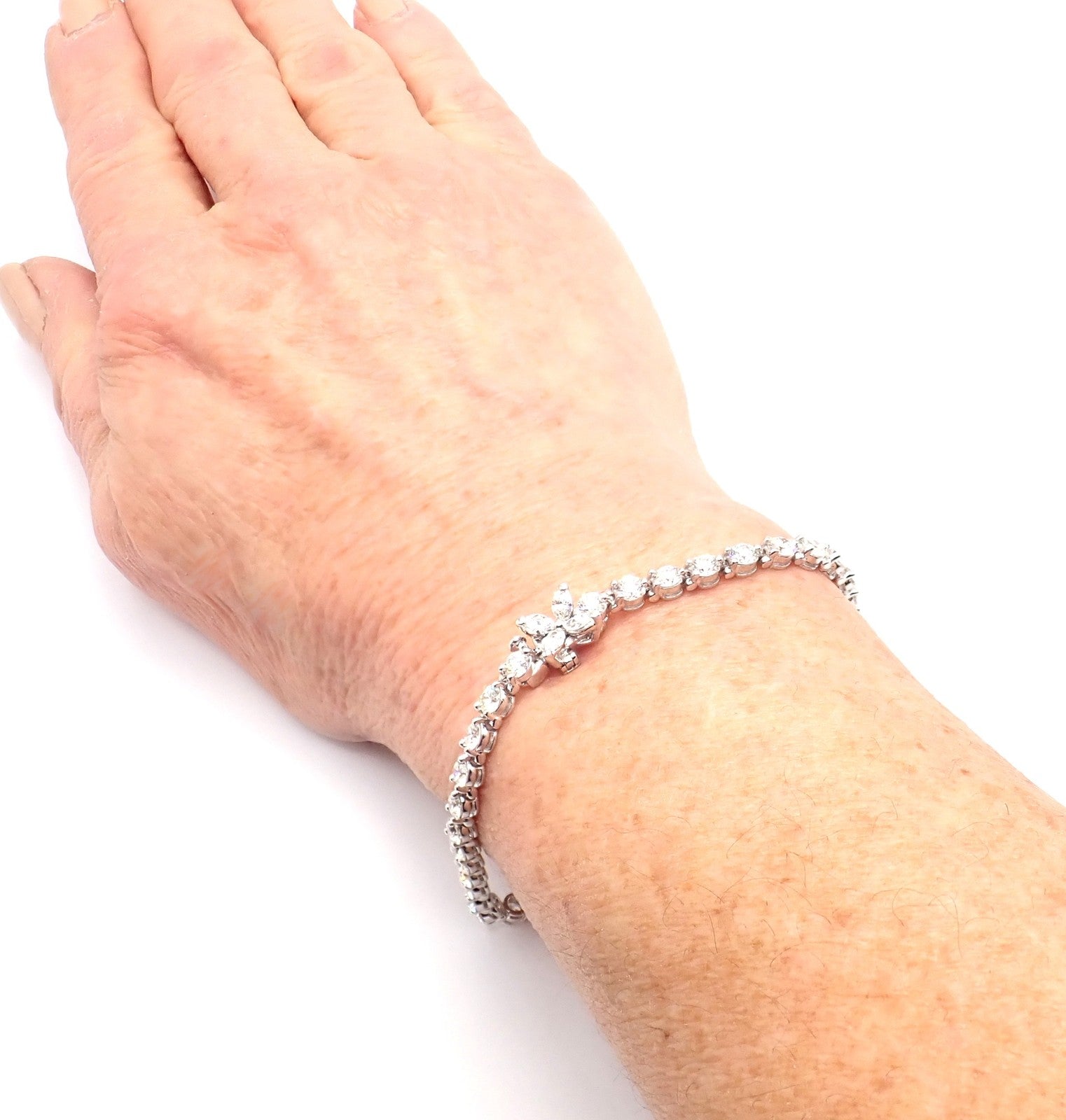 Authentic! Tiffany & Co Victoria Platinum 6.53ct Diamond Line Tennis Bracelet | Fortrove