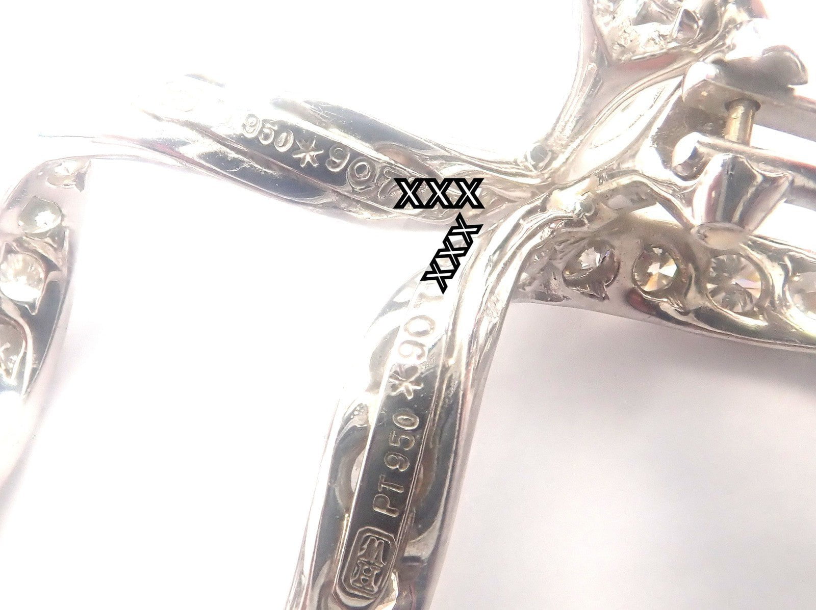 Authentic! Harry Winston Platinum Diamond Twisted Long Hanging Drop Earrings | Fortrove