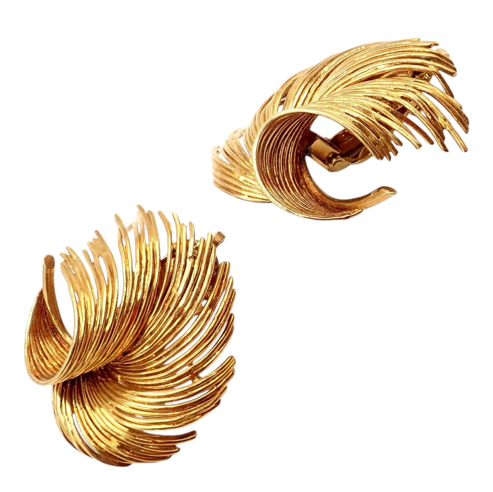 Authentic! Vintage Tiffany & Co 18k Yellow Gold Leaf Earrings | Fortrove