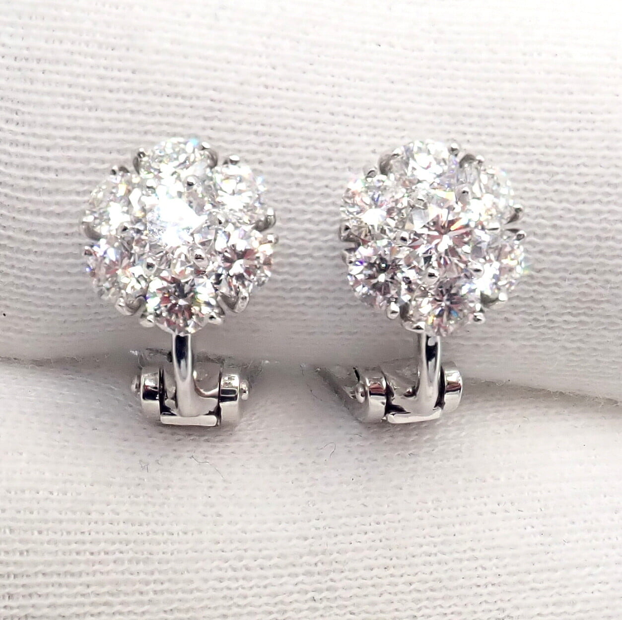 Van Cleef & Arpels Jewelry & Watches:Fine Jewelry:Earrings Authentic! Van Cleef & Arpels Platinum Diamond Fleurette Flower Earrings