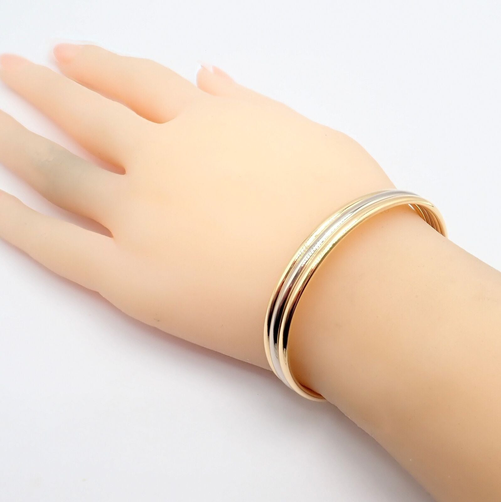Authentic! Van Cleef & Arpels 18k Yellow & White Gold Bangle Cuff Bracelet | Fortrove