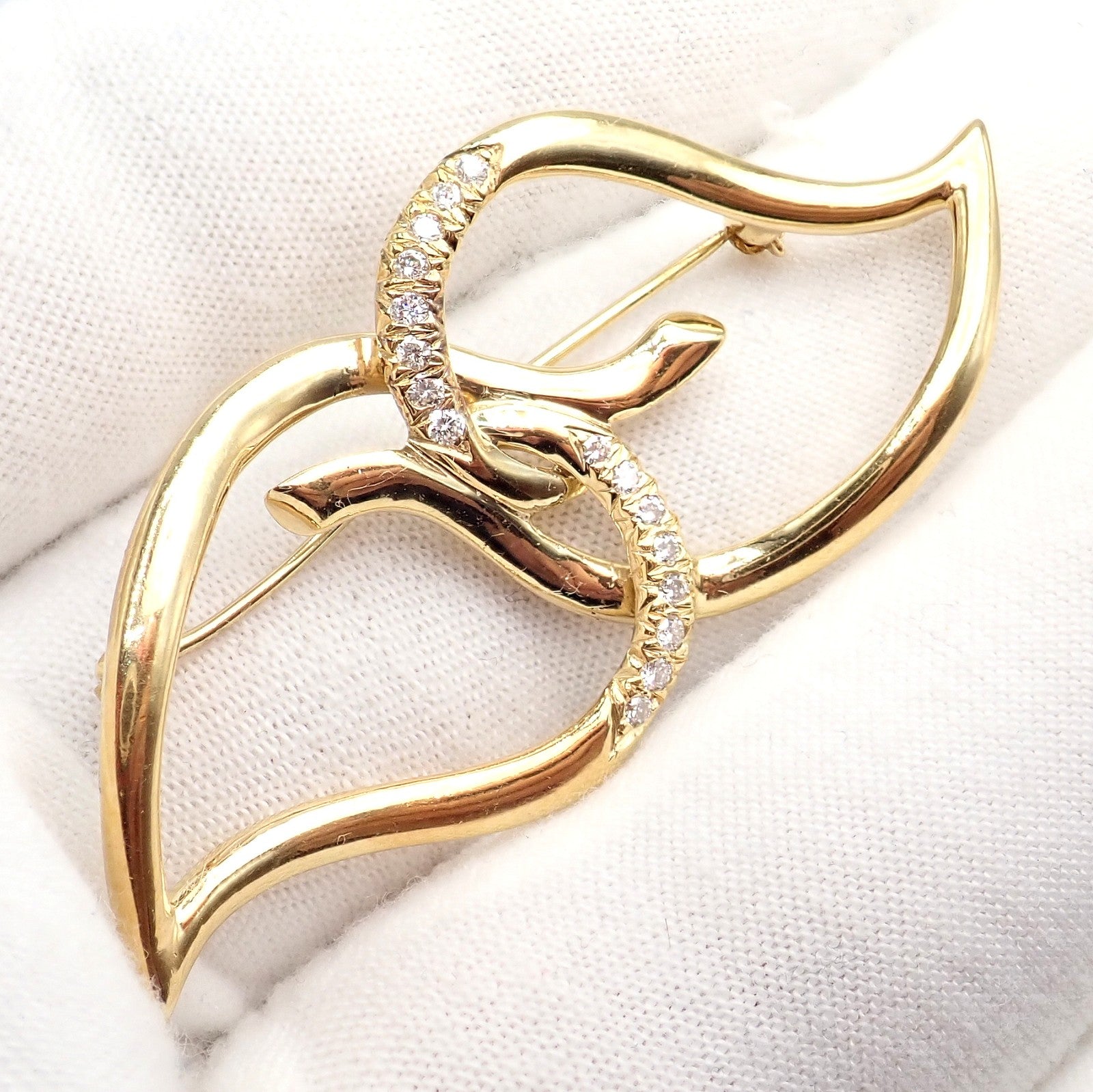 Authentic! Tiffany & Co 18k Yellow Gold Diamond Two Leaf Twin Brooch Pin 1987 | Fortrove