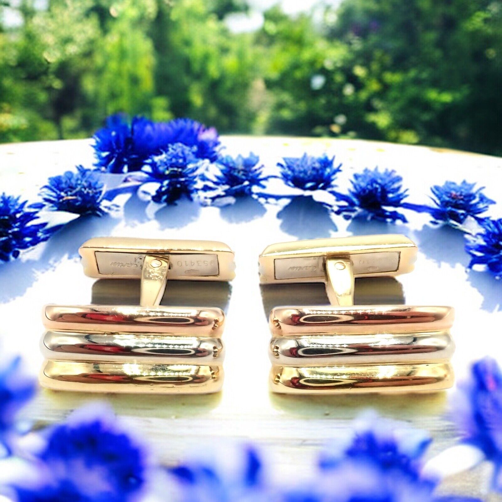 Rare! Vintage Authentic Cartier Trinity 18k Tri-Color Gold Cufflinks | Fortrove