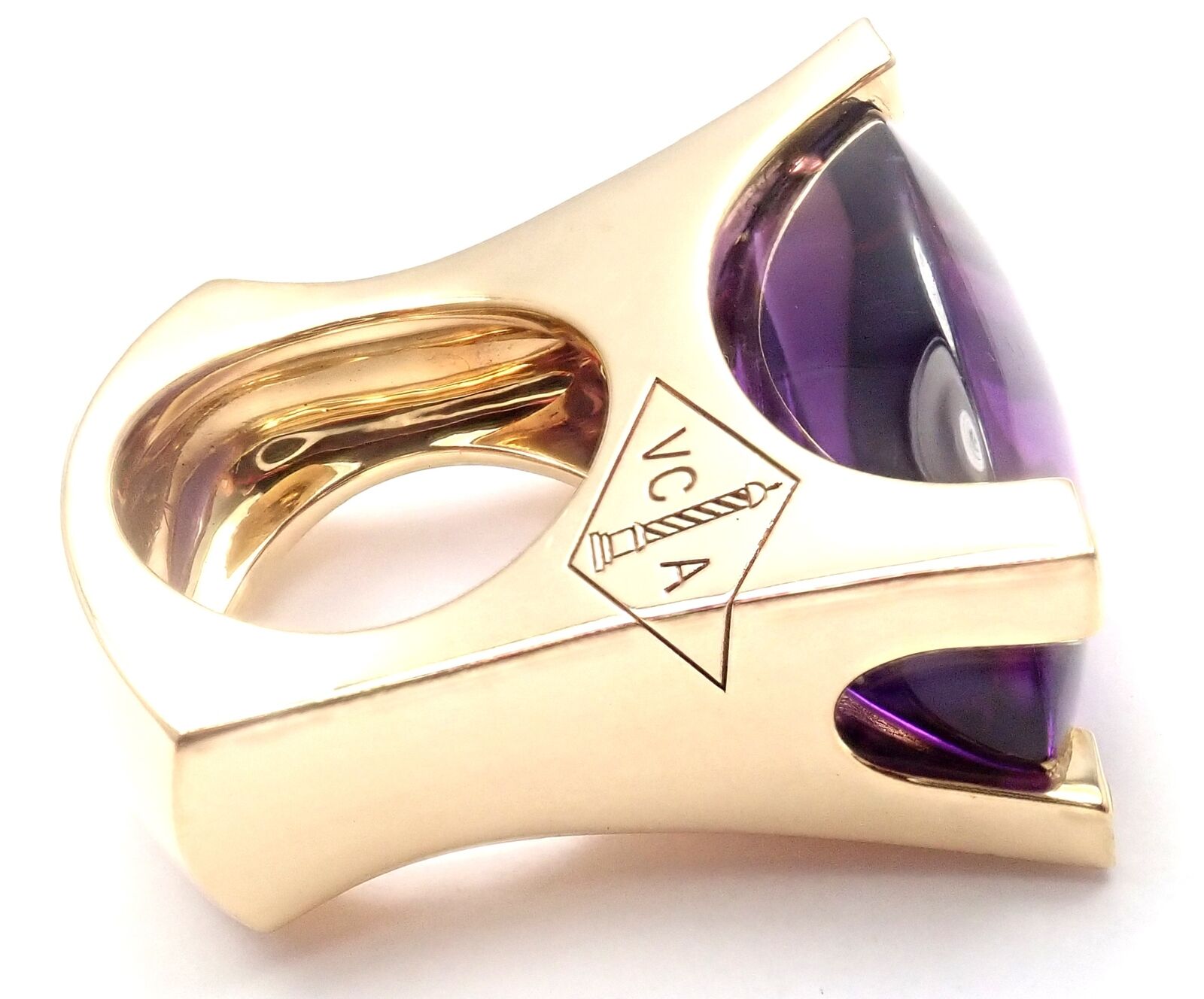 Authentic Van Cleef & Arpels 18k Yellow Gold Diamond Large Amethyst Ring | Fortrove