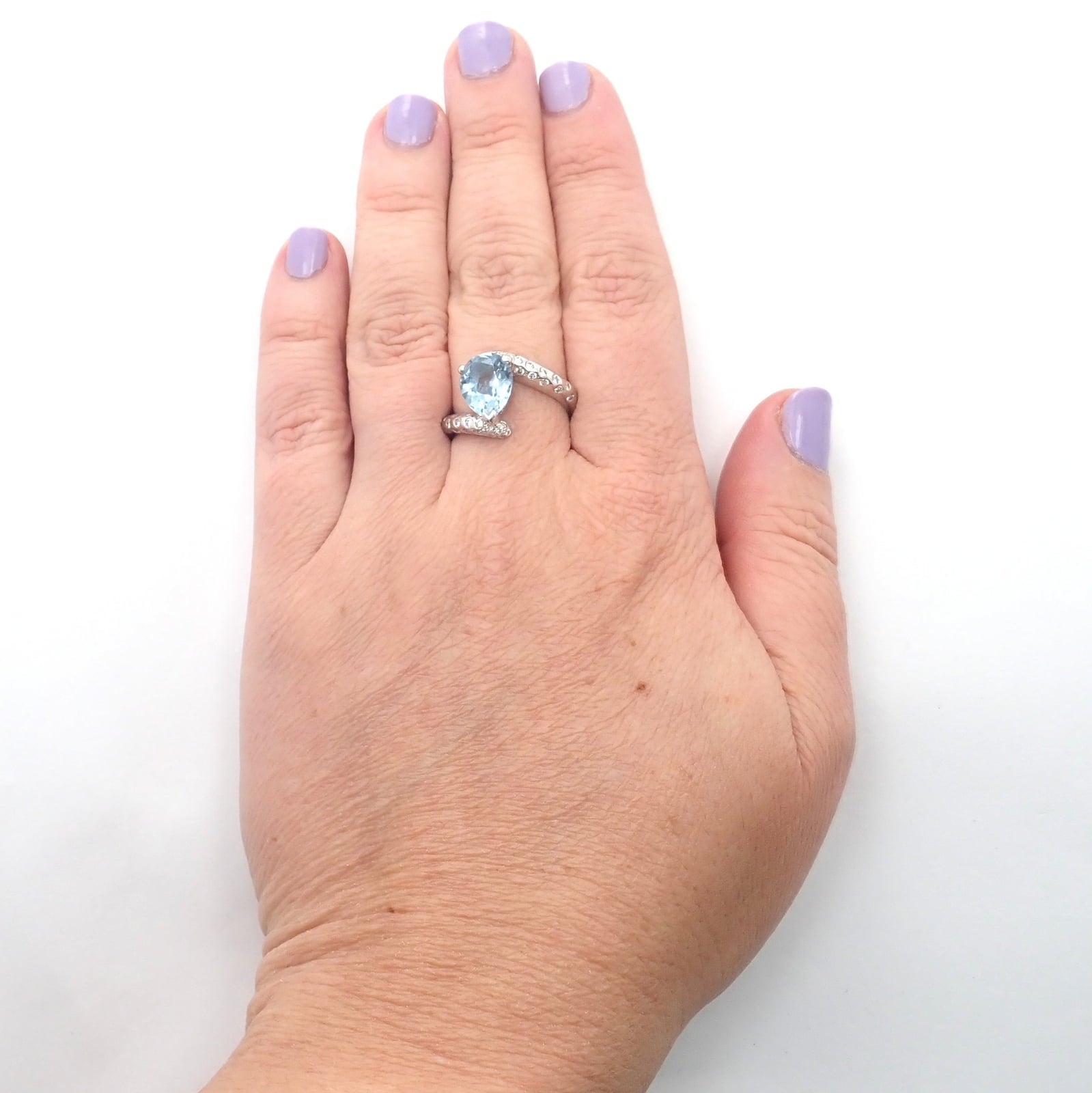 Authentic! Chanel Comete Star 18k White Gold Diamond 2.25ct Aquamarine Ring | Fortrove