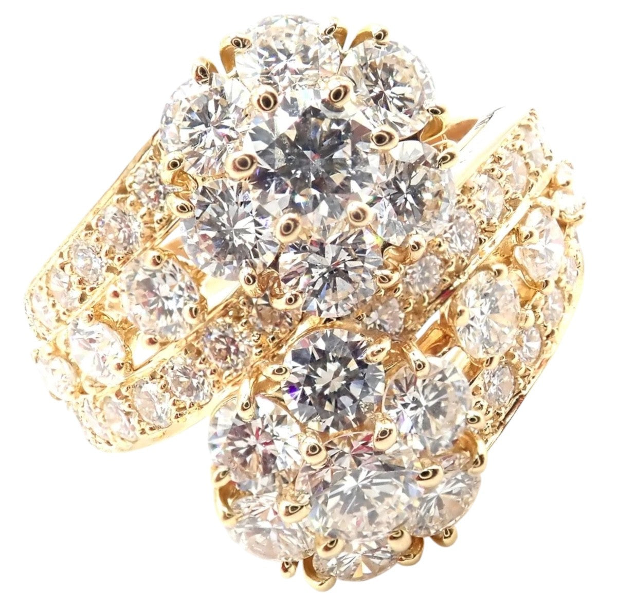 Authentic! Van Cleef & Arpels Snowflake 18k Yellow Gold Diamond Two Flower Ring | Fortrove