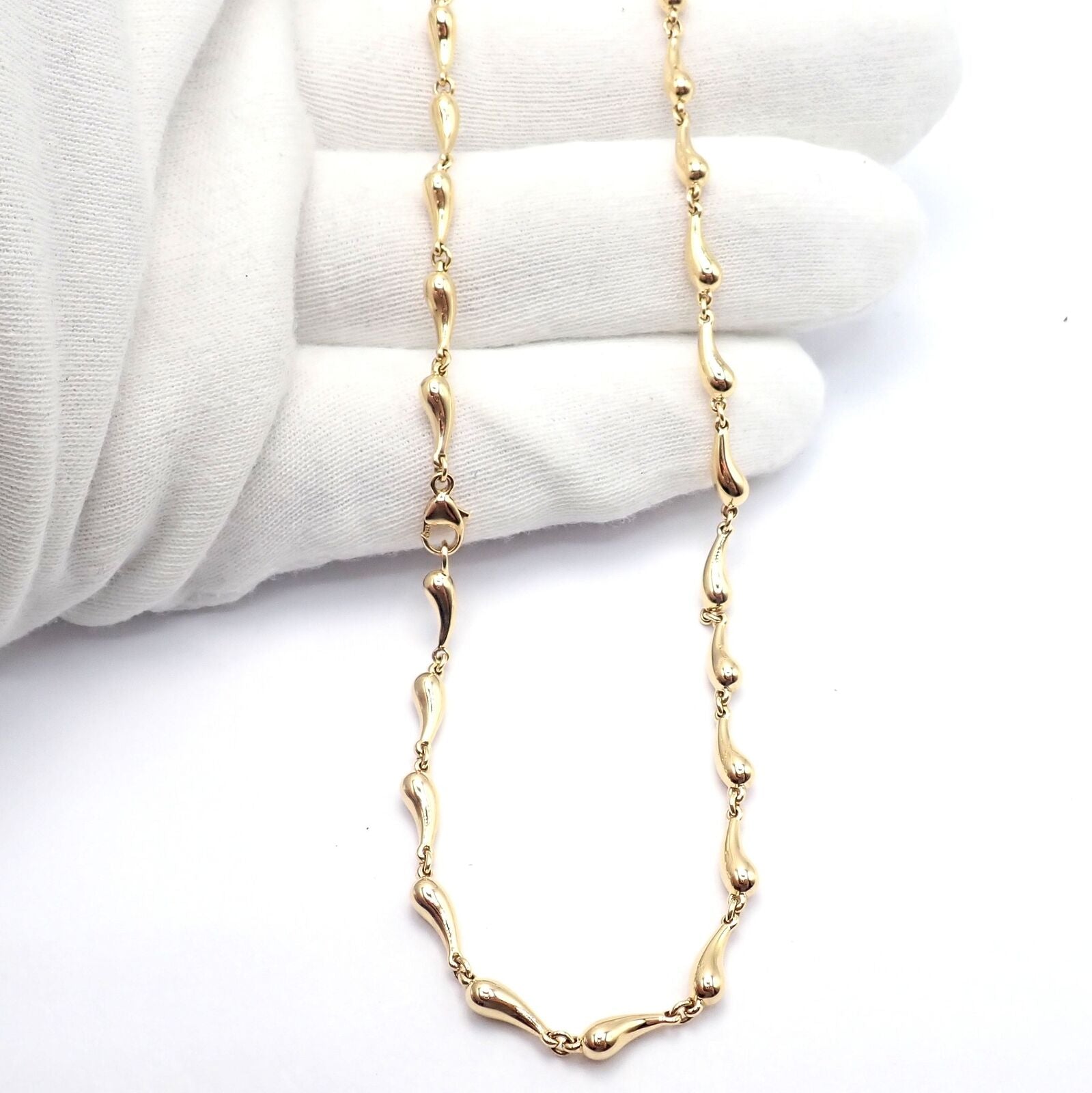 Authentic! Tiffany & Co Peretti 18k Yellow Gold Vintage Teardrop Necklace 15.75" | Fortrove