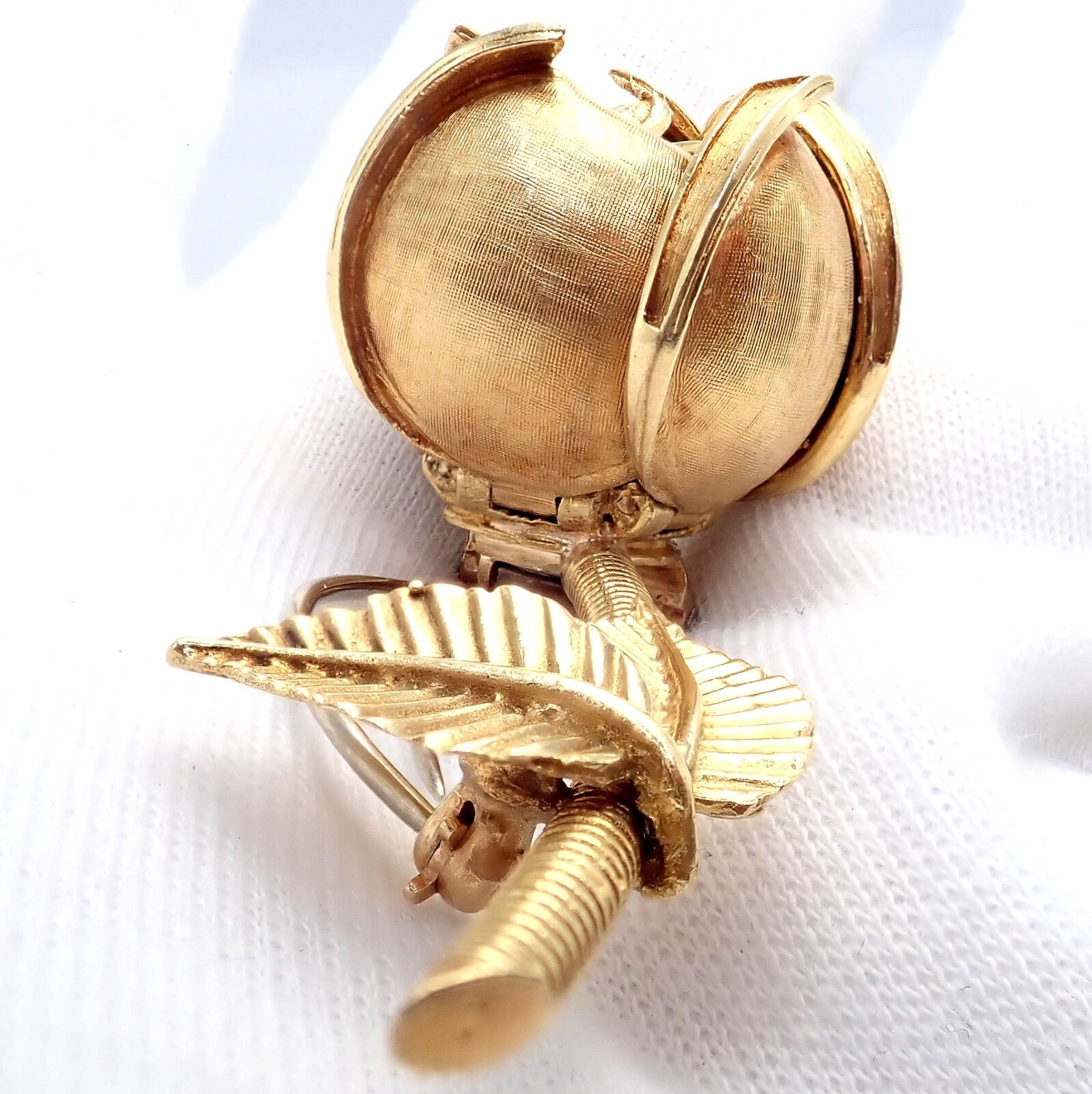 Hammerman Brothers 18k Yellow Gold Diamond Rose Flower Night & Day Brooch Pin | Fortrove