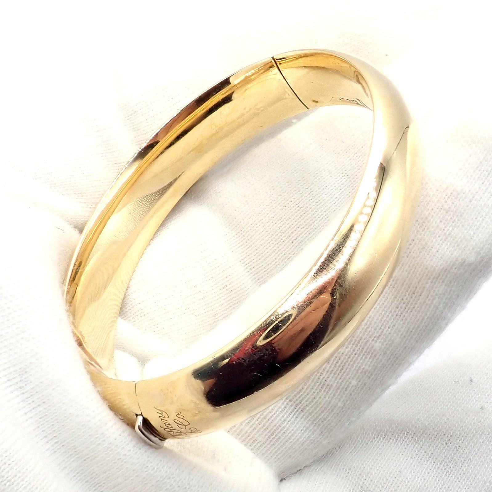 Authentic! Tiffany & Co 18k Yellow Gold Bangle Signature Bracelet | Fortrove