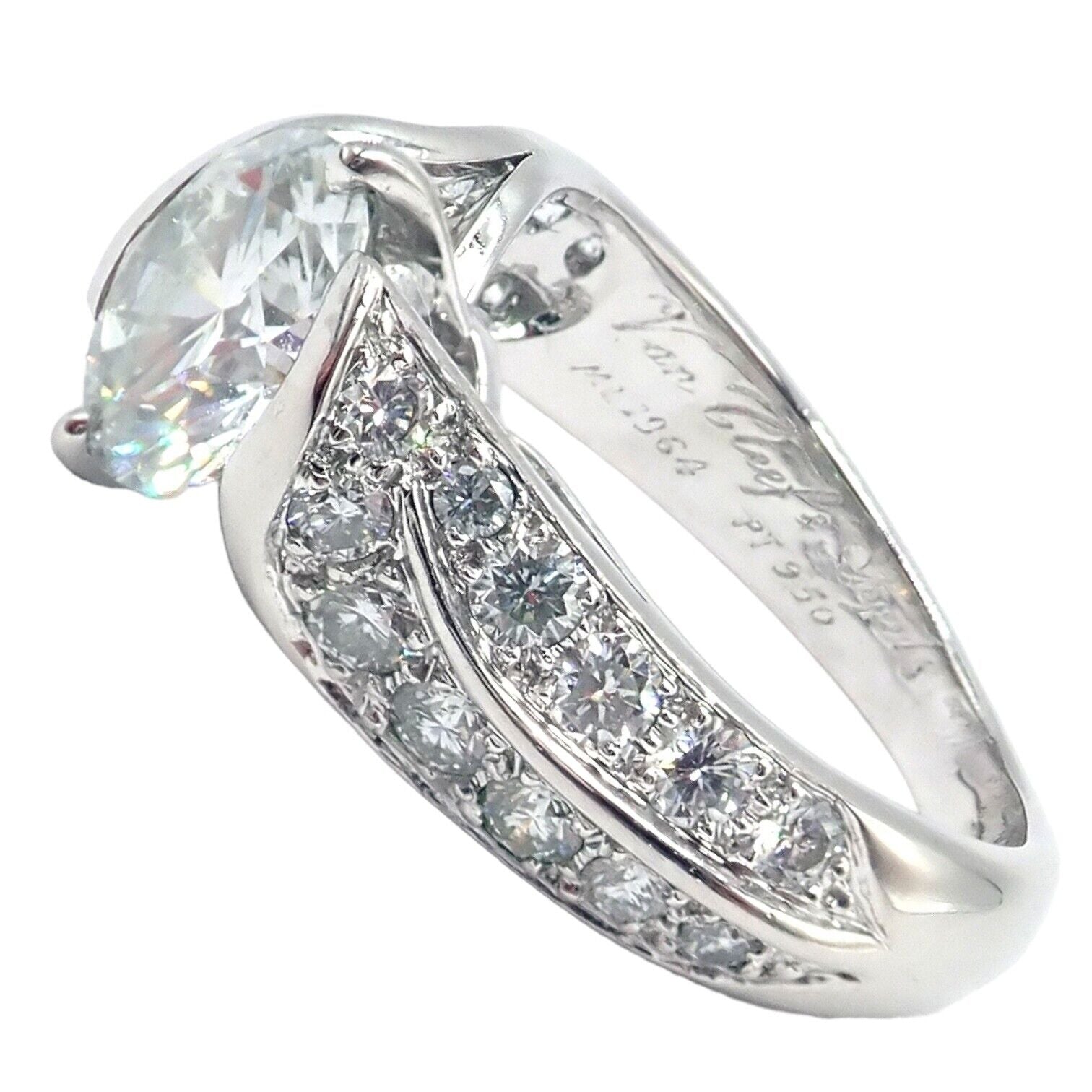 Authentic! Van Cleef & Arpels Platinum 1.88ct VVS1 E Diamond Engagement Ring GIA | Fortrove