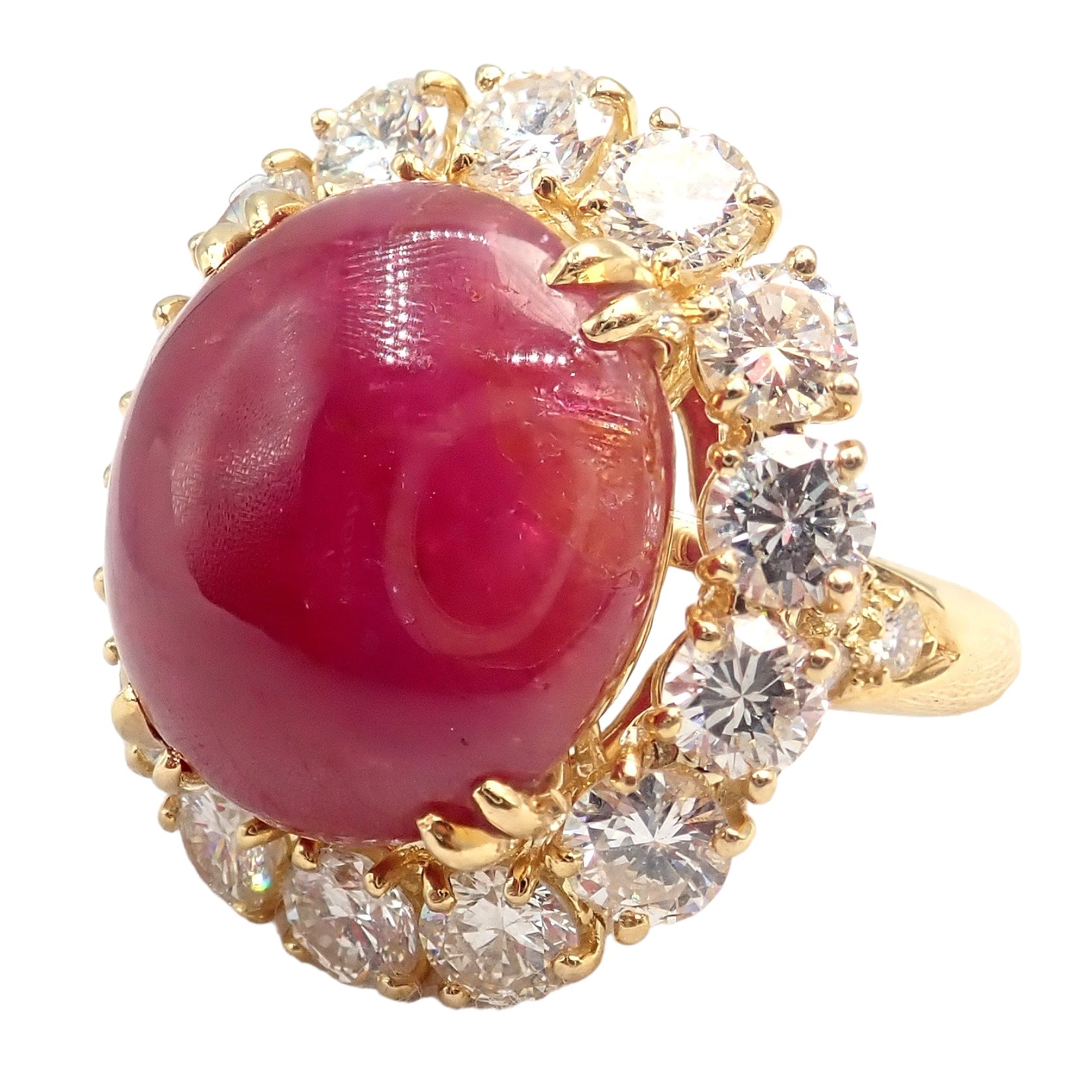 Authentic! Van Cleef & Arpels 18k Yellow Gold Large Cabochon Ruby Diamond Ring | Fortrove