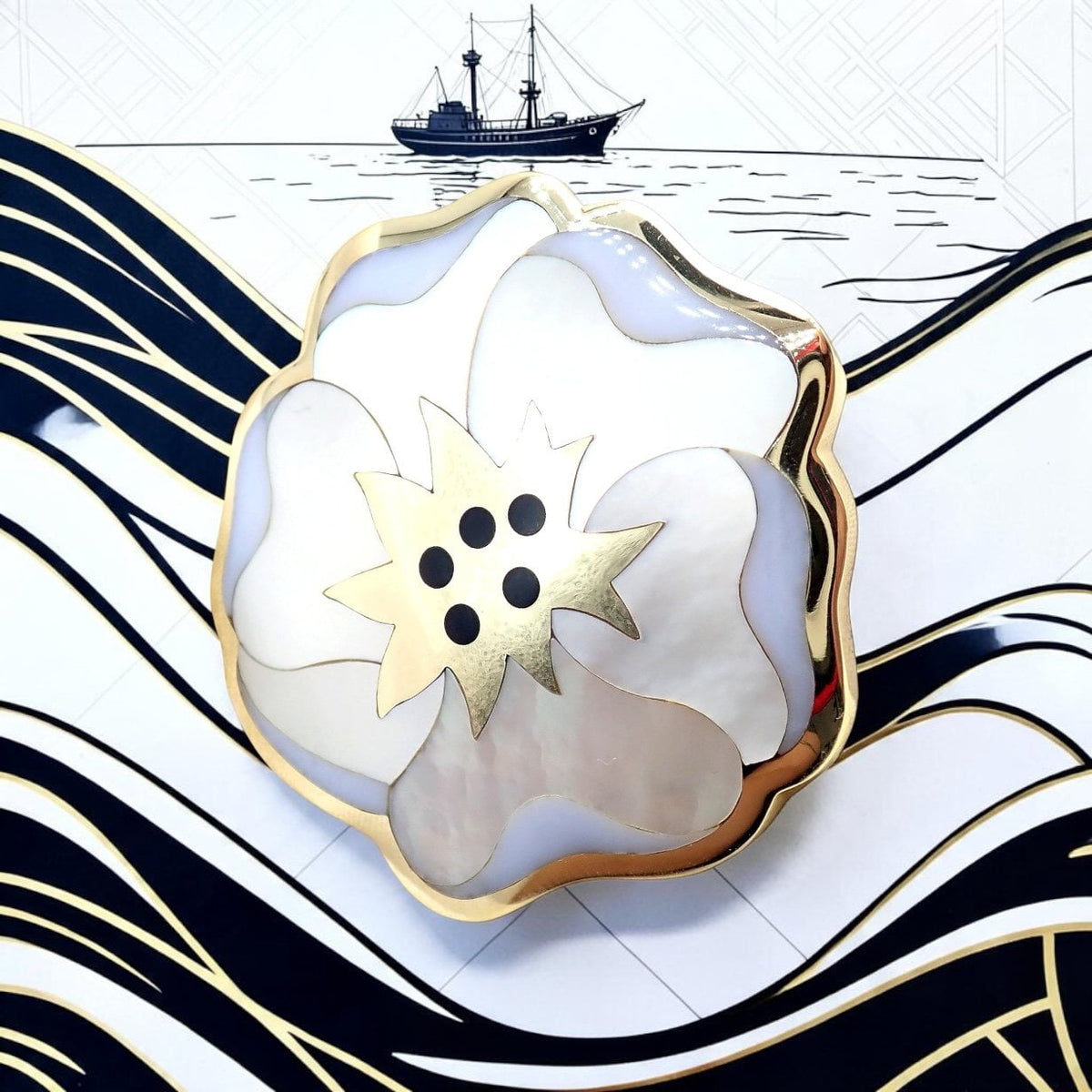 Tiffany & Co. Jewelry & Watches:Fine Jewelry:Brooches & Pins Rare! Tiffany & Co. Cummings 18k Yellow Gold Inlay Onyx Mother of Pearl Brooch