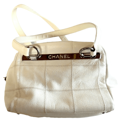 WOW! AUTHENTIC 2005 CHANEL LAX SQUARE STITCH CREAM CAVIAR LEATHER HANDBAG | Fortrove