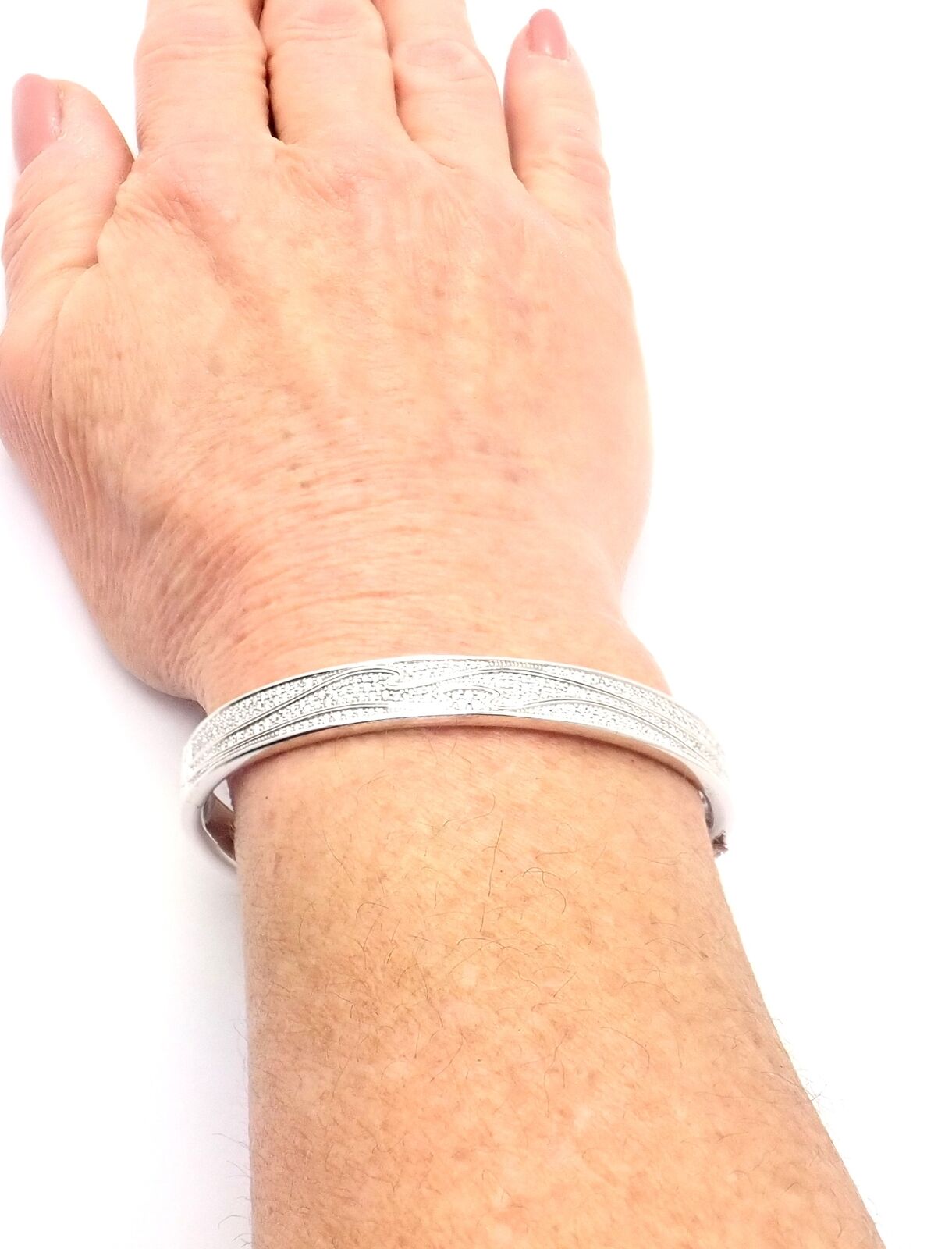 Authentic! Georg Jensen Fusion 18k White Gold Pave Diamond Bangle Bracelet Paper | Fortrove