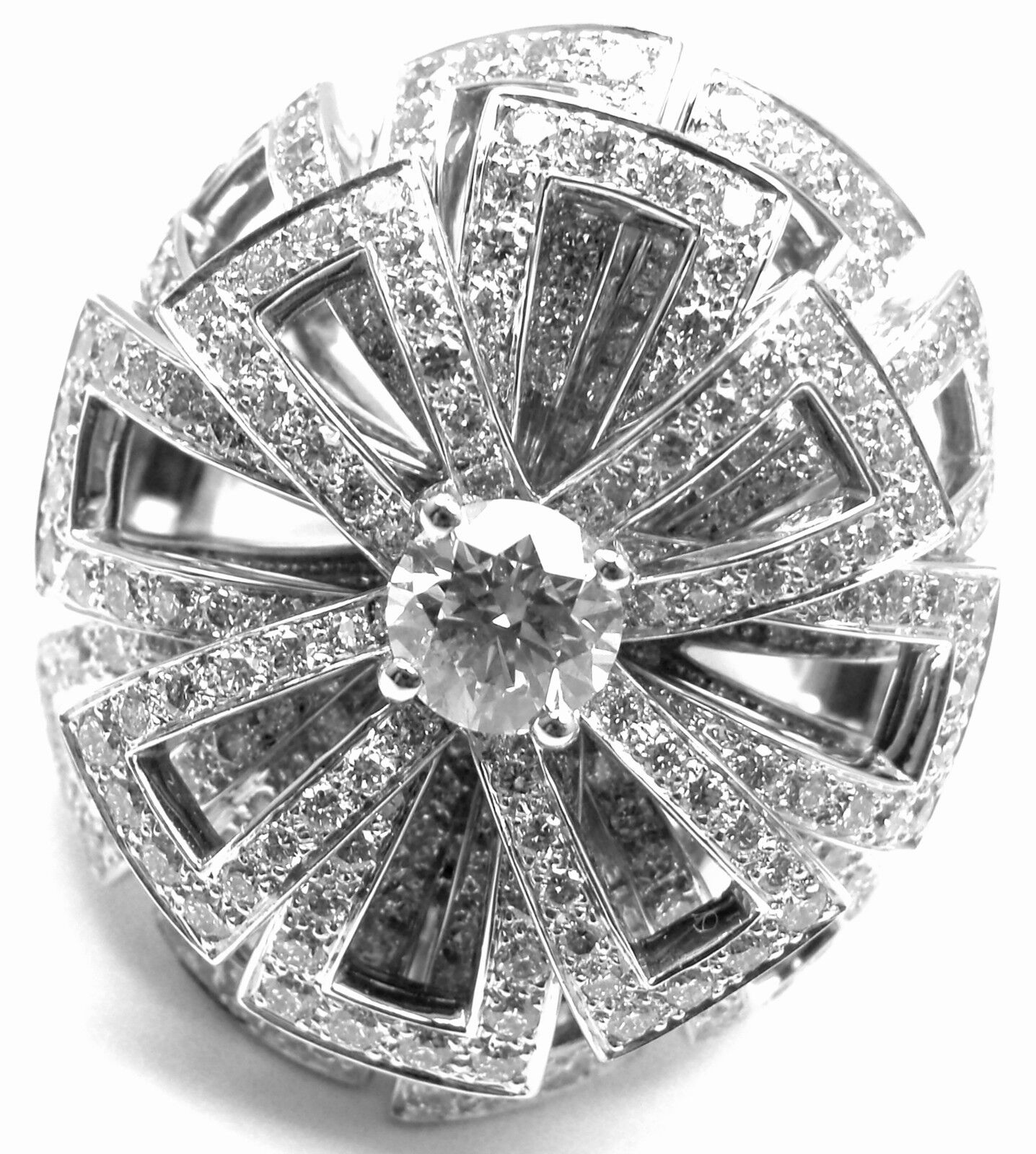Rare! Authentic Chanel Flower 18k White Gold Diamond Large Ring | Fortrove