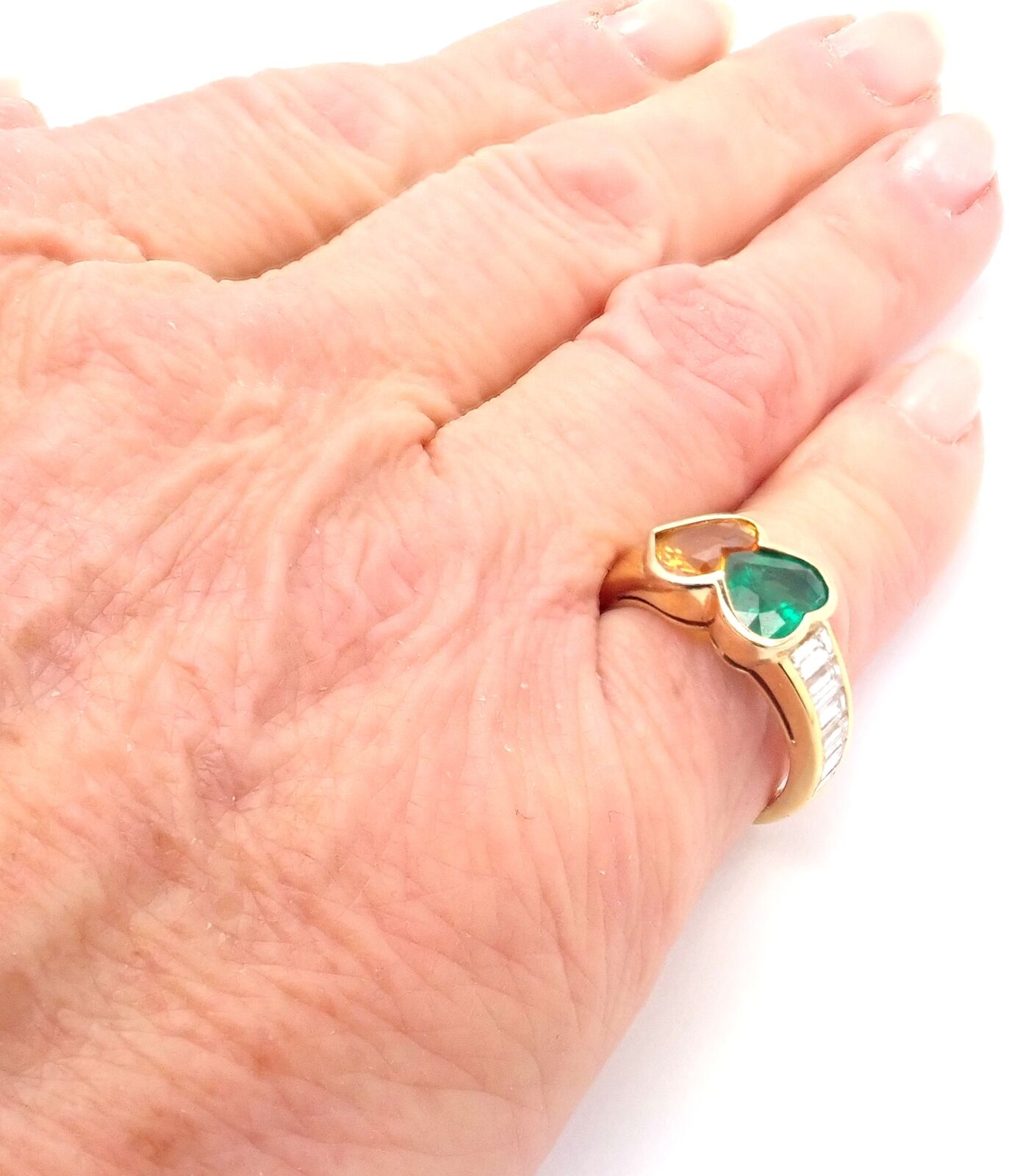 Authentic Van Cleef & Arpels 18k Gold Diamond Emerald Yellow Sapphire Ring Paper | Fortrove