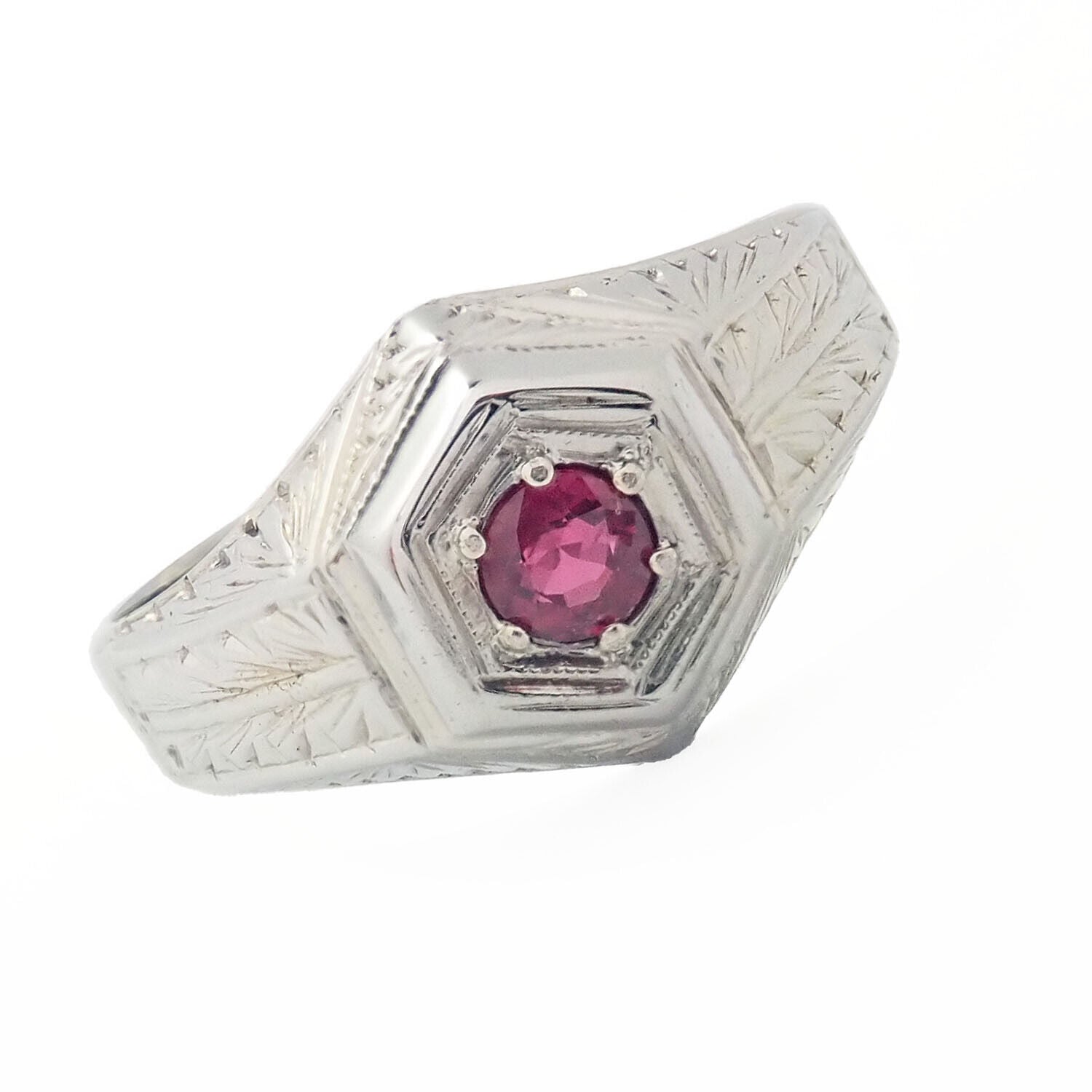 Vintage Estate 18k White Gold Ruby Art Deco Ring | Fortrove
