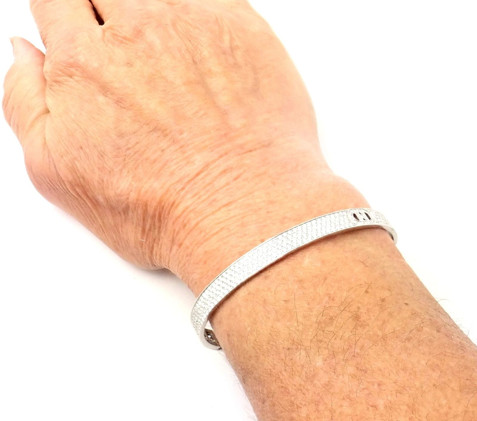Authentic! Hermes H D'Ancre 18k White Gold Diamond Small Model Bangle Bracelet | Fortrove