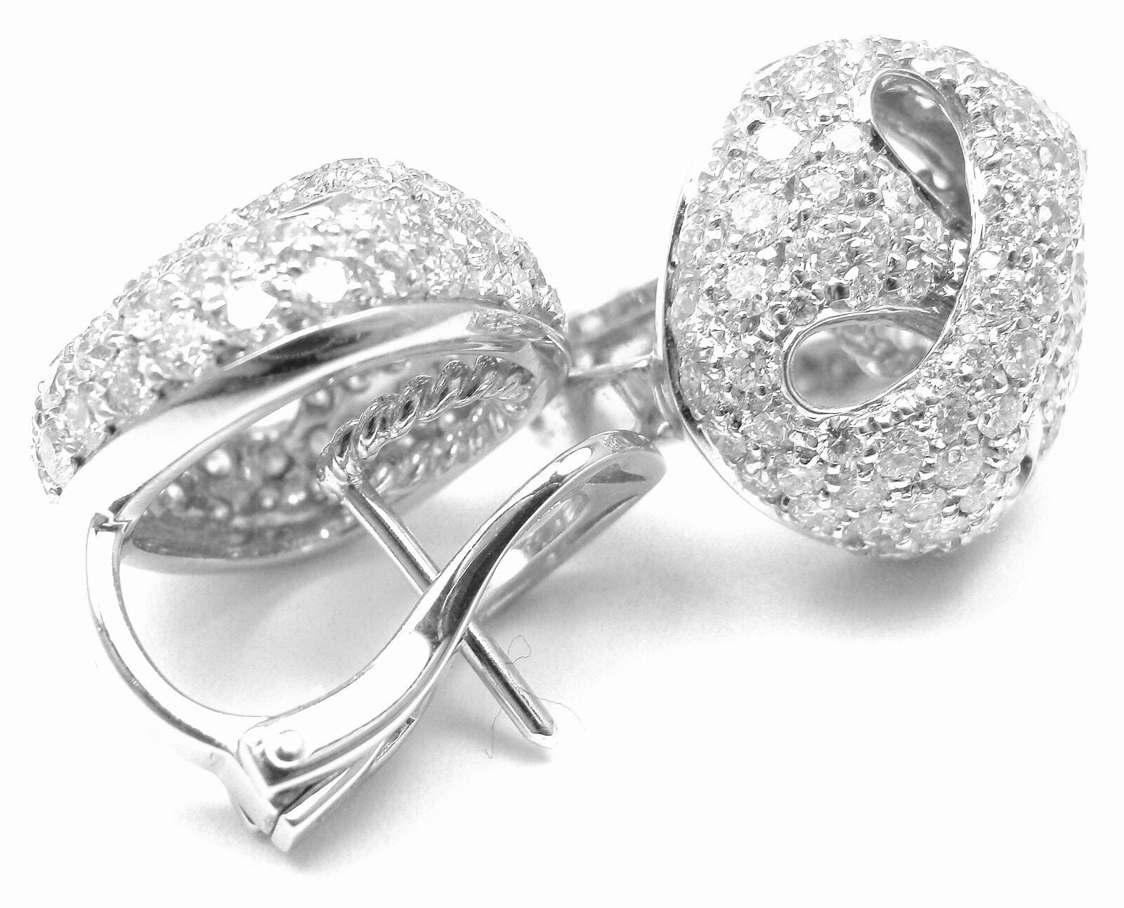 New Authentic Damiani 18k White Gold 3.03 ct Diamond Earrings | Fortrove