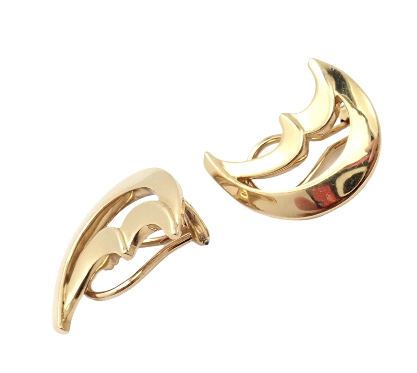 Authentic! Tiffany & Co Picasso 18k Yellow Gold Crescent Moon Large Earrings | Fortrove