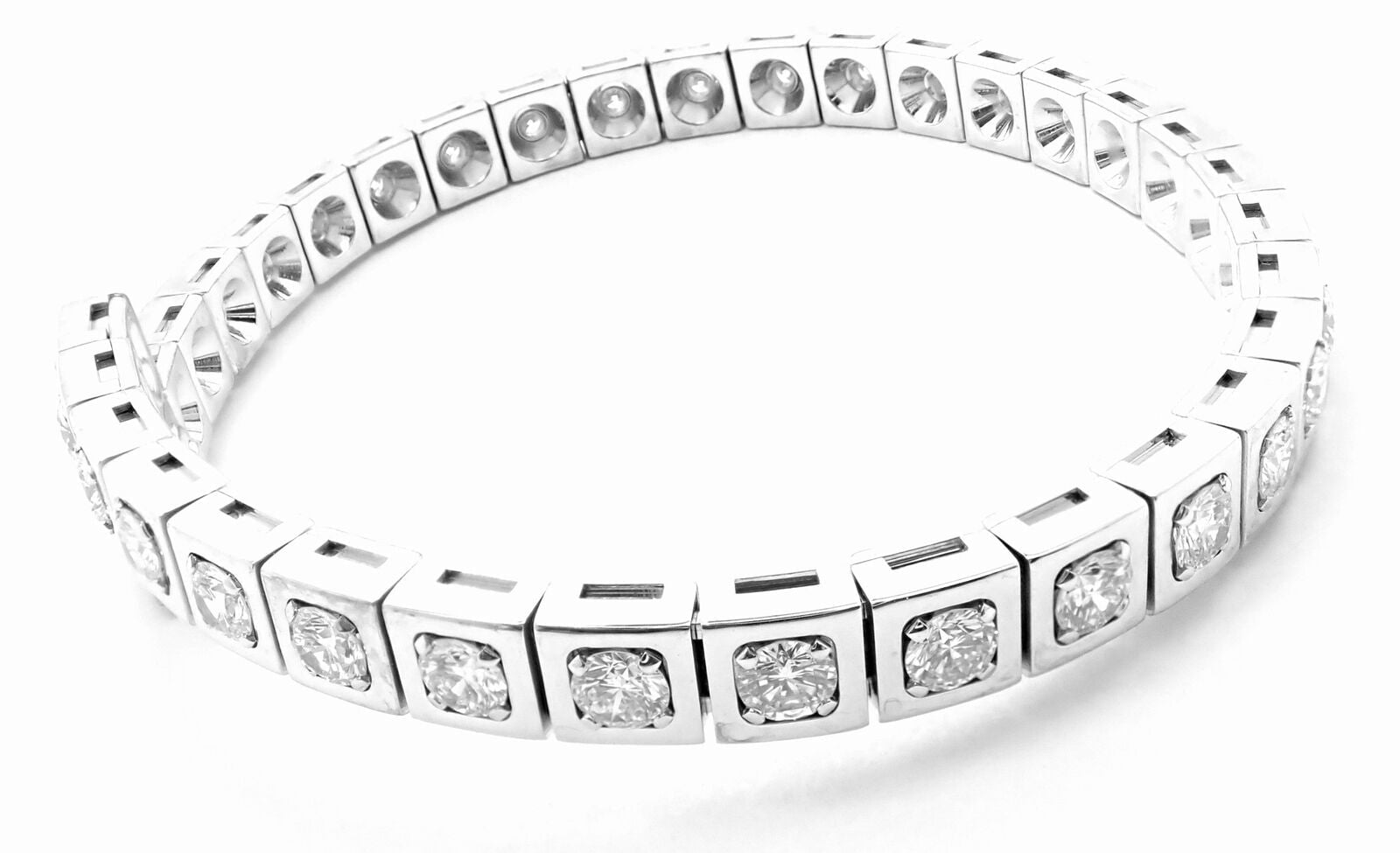 Rare! Authentic Cartier Tectonique 18k White Gold Diamond Tennis Bracelet | Fortrove