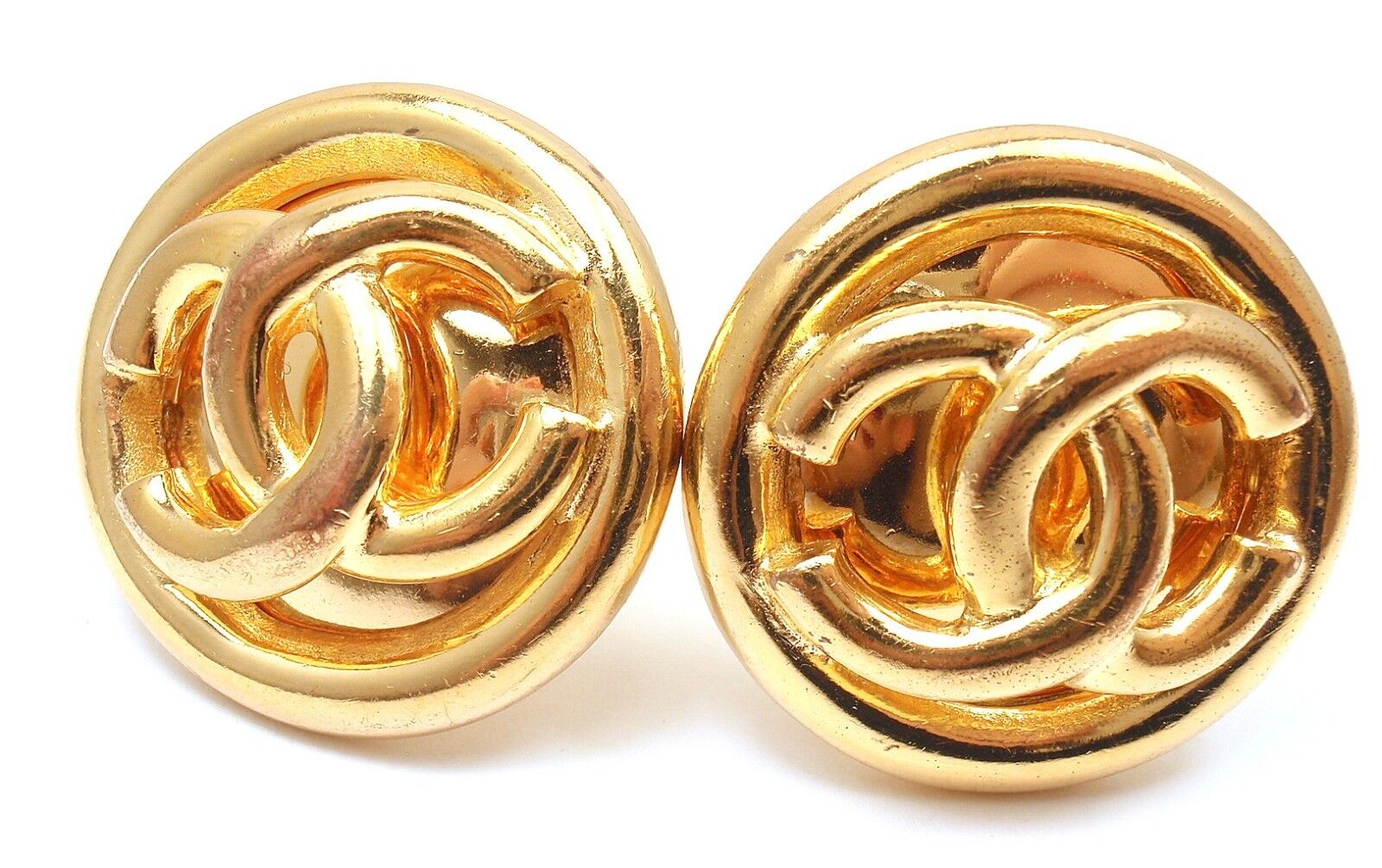 Chanel Logo CC Gold Tone Clip on Clip-on Vintage Costume Earrings