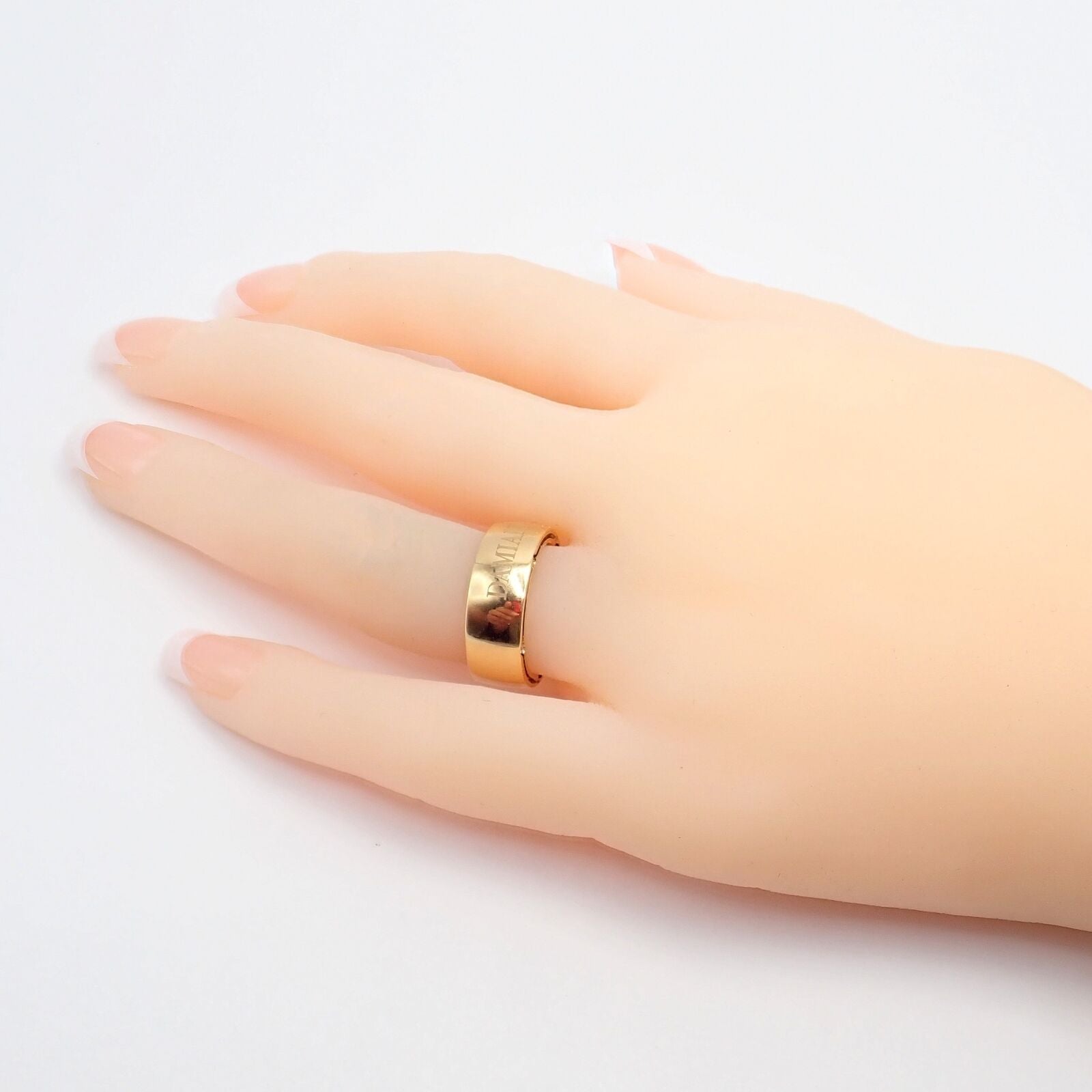 Authentic Damiani Brad Pitt 18k Yellow Gold 10 Diamond Wide Band Ring Sz 5.5 | Fortrove